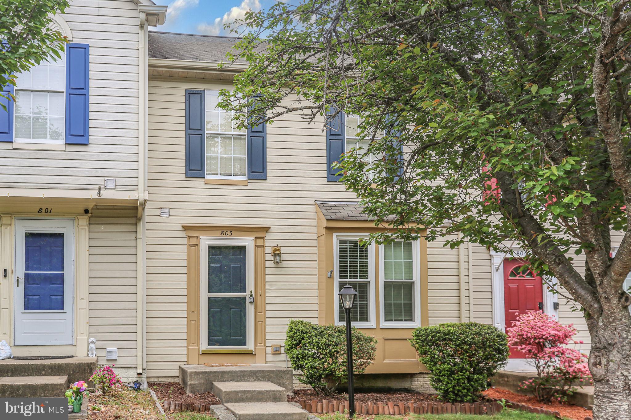 STONE RIVER - Residential