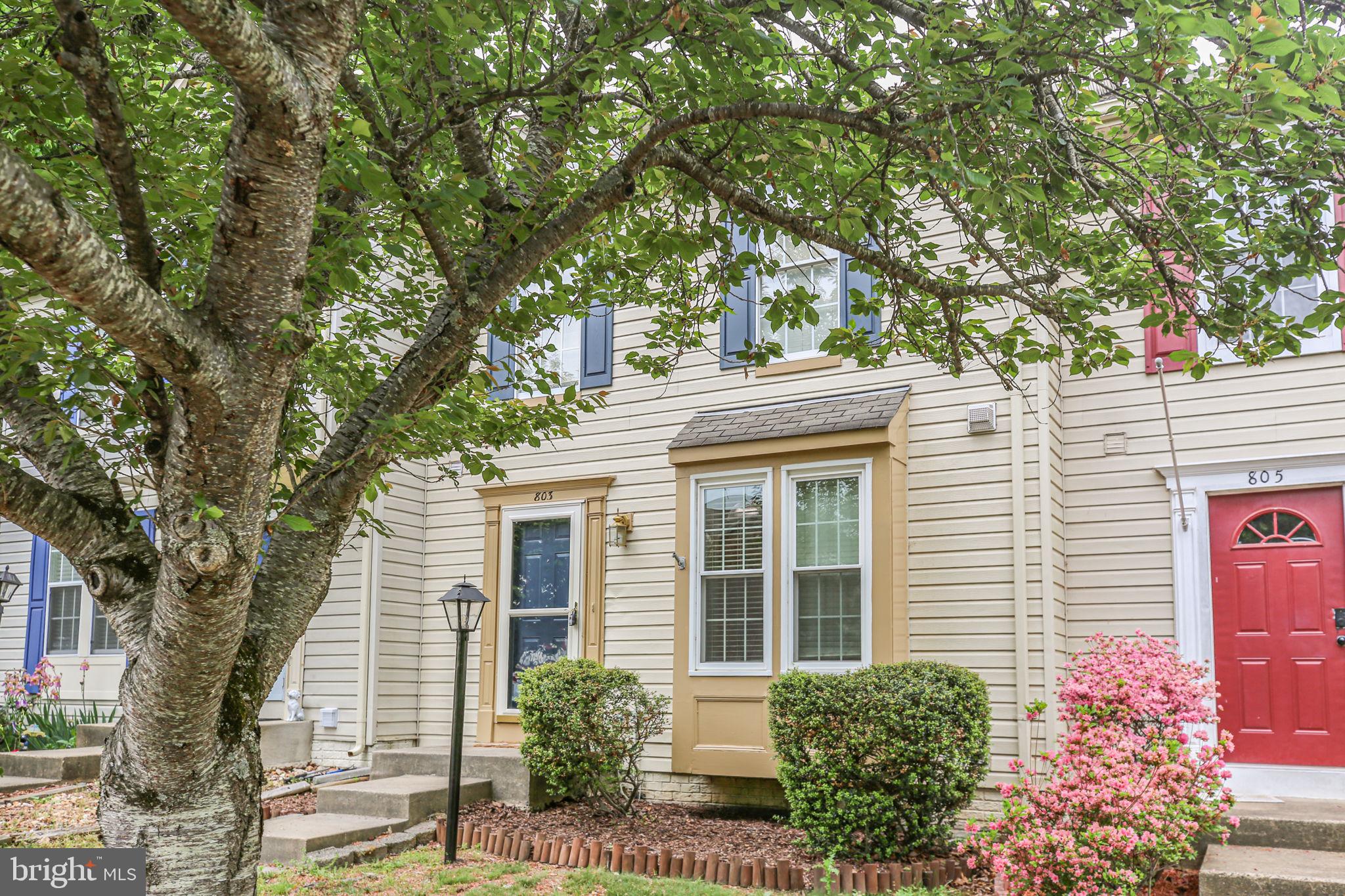 STONE RIVER - Residential
