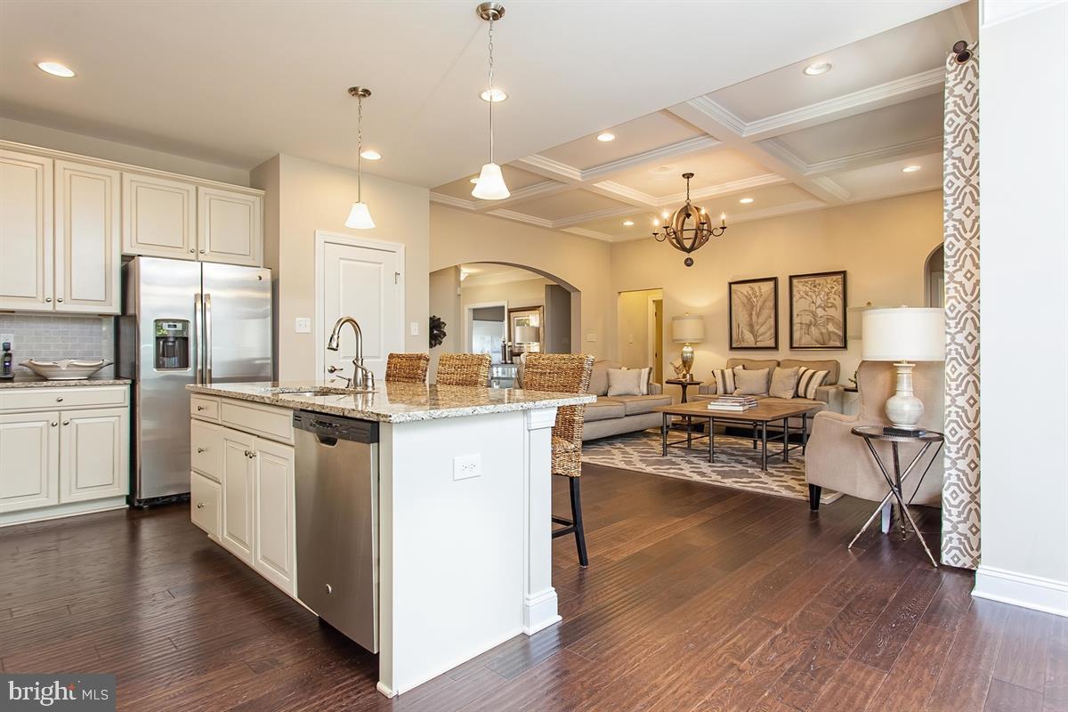 REGENTS GLEN - Residential