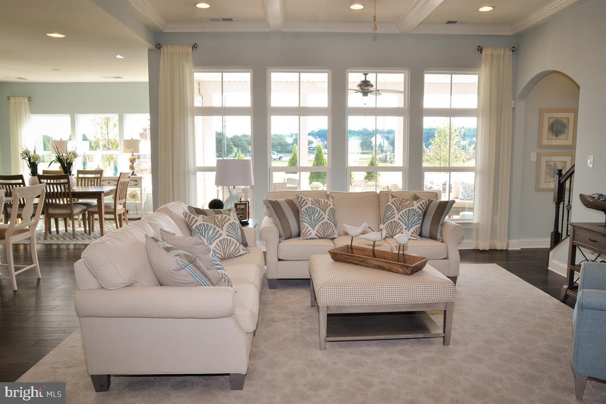 REGENTS GLEN - Residential