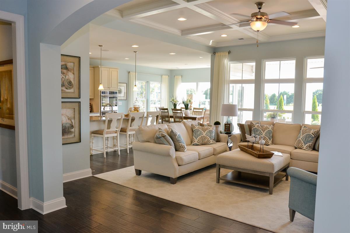 REGENTS GLEN - Residential