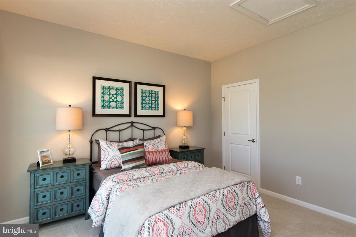 REGENTS GLEN - Residential