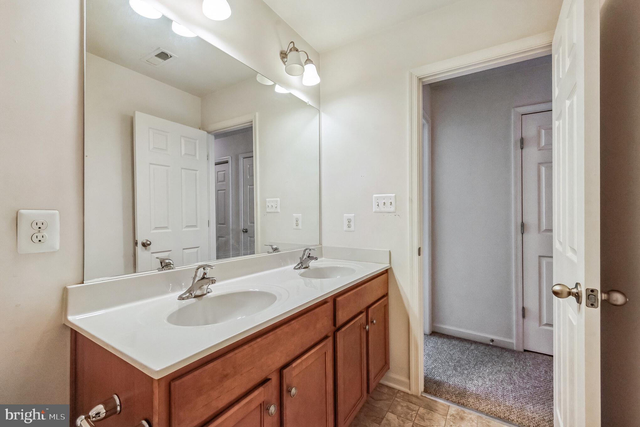 MAPLE VALLEY ESTATES - Residential