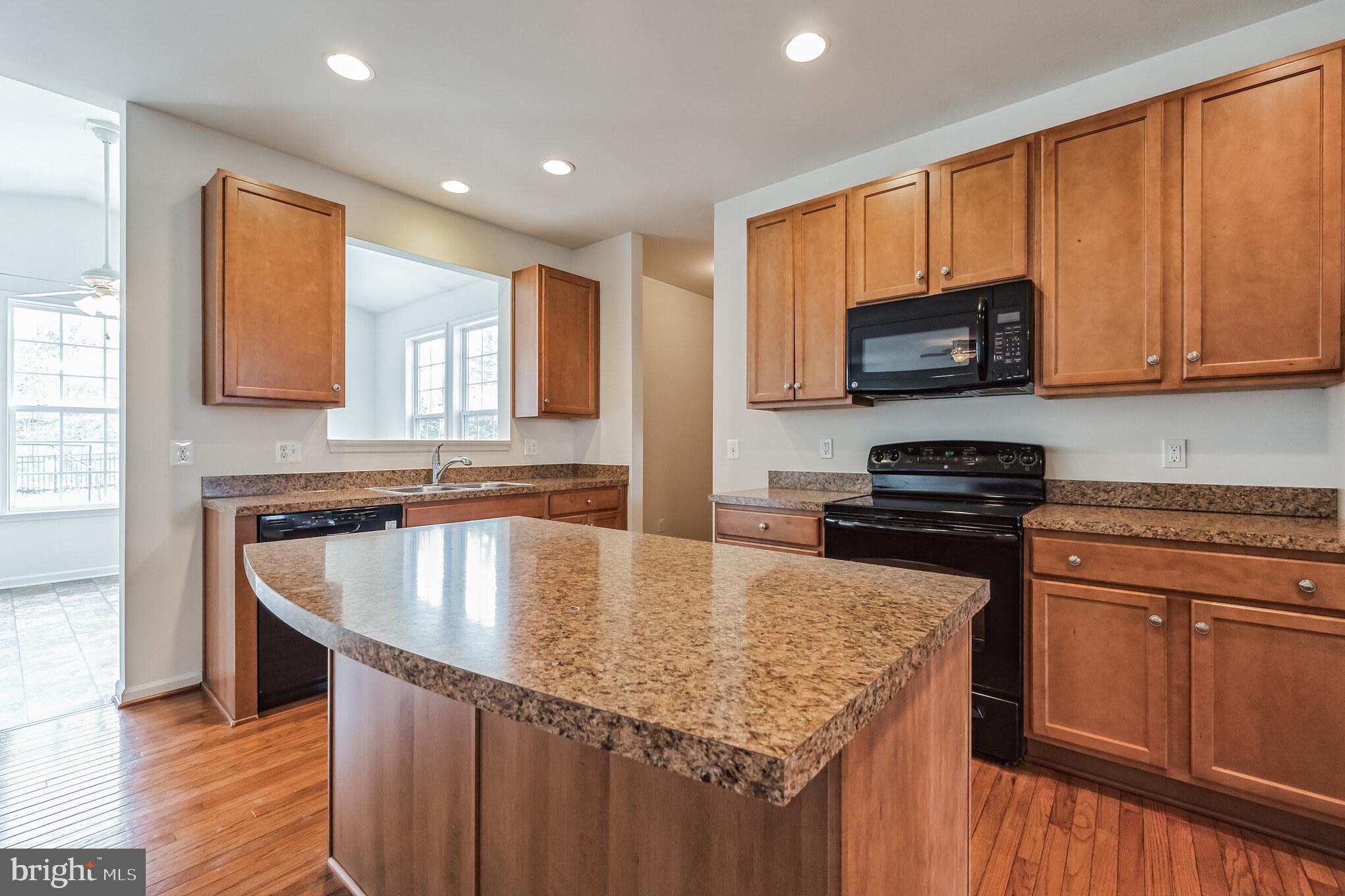 MAPLE VALLEY ESTATES - Residential