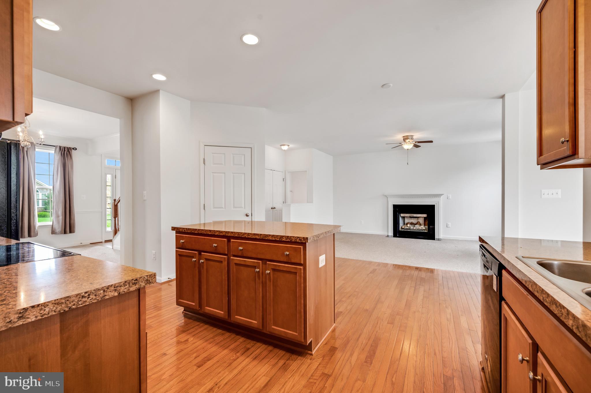 MAPLE VALLEY ESTATES - Residential