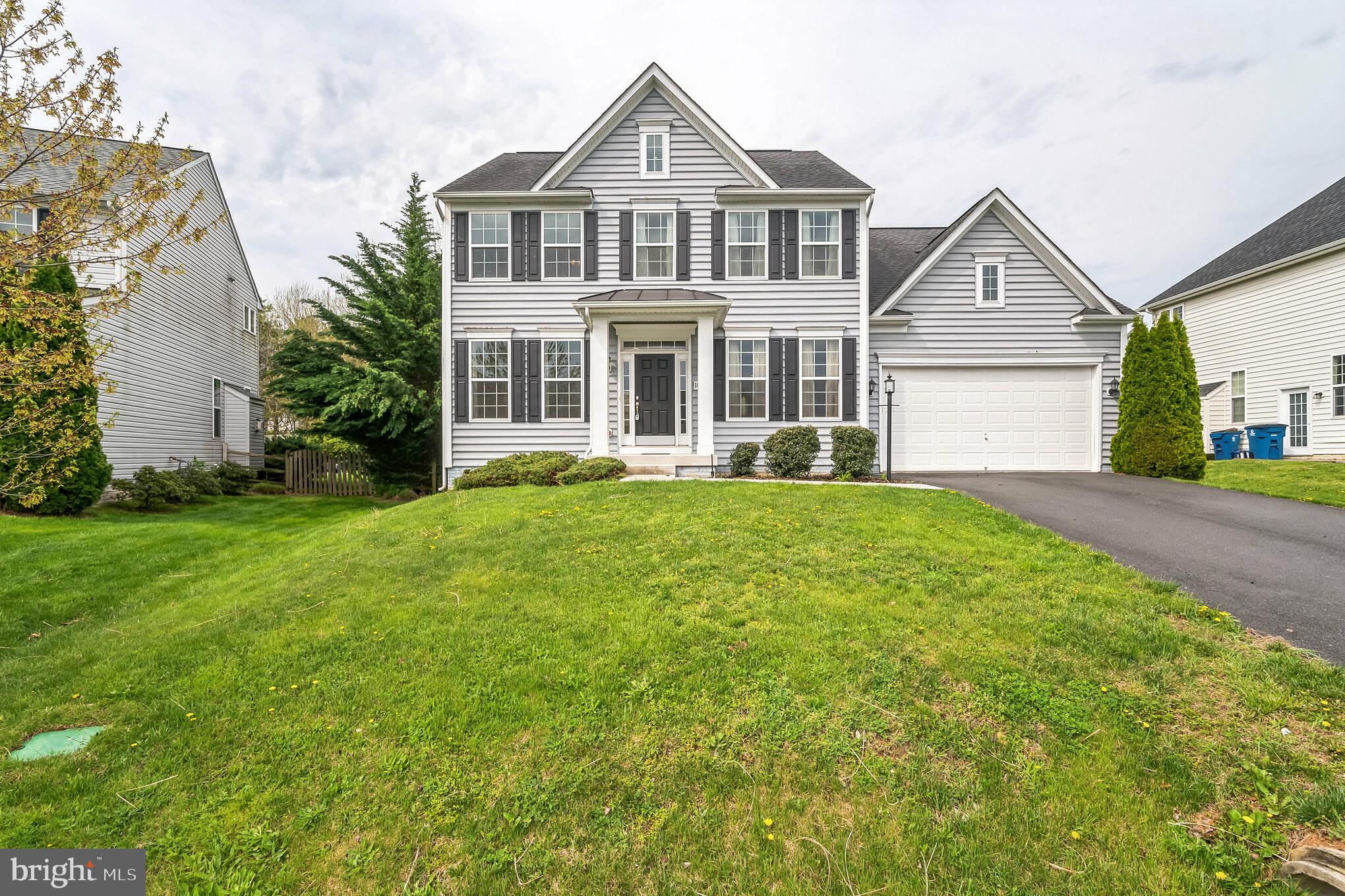 MAPLE VALLEY ESTATES - Residential