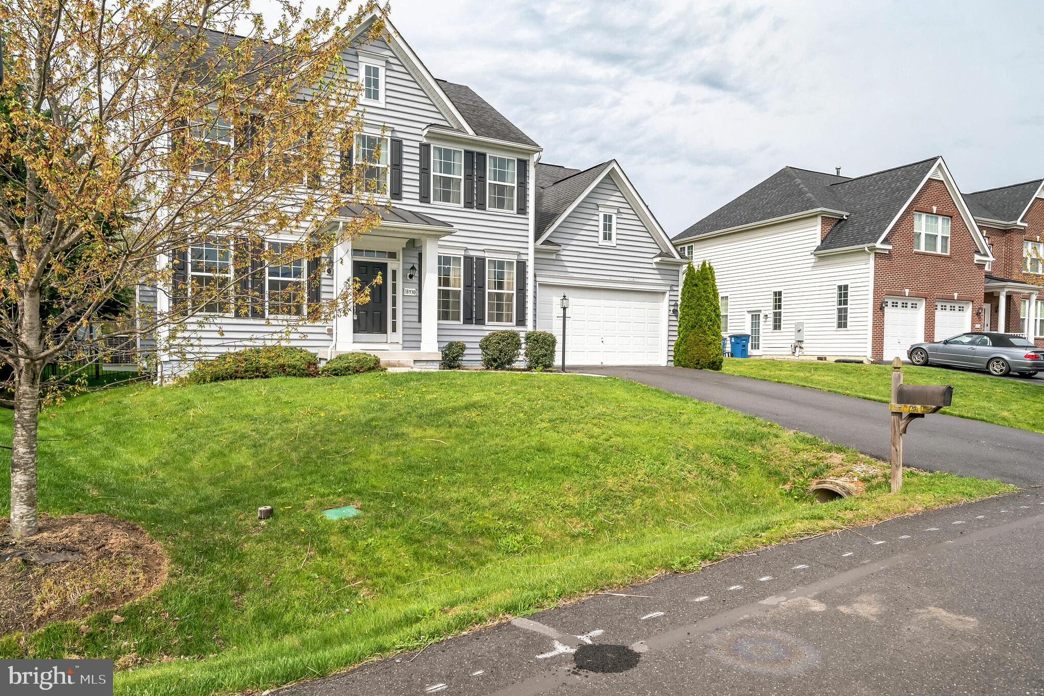 MAPLE VALLEY ESTATES - Residential