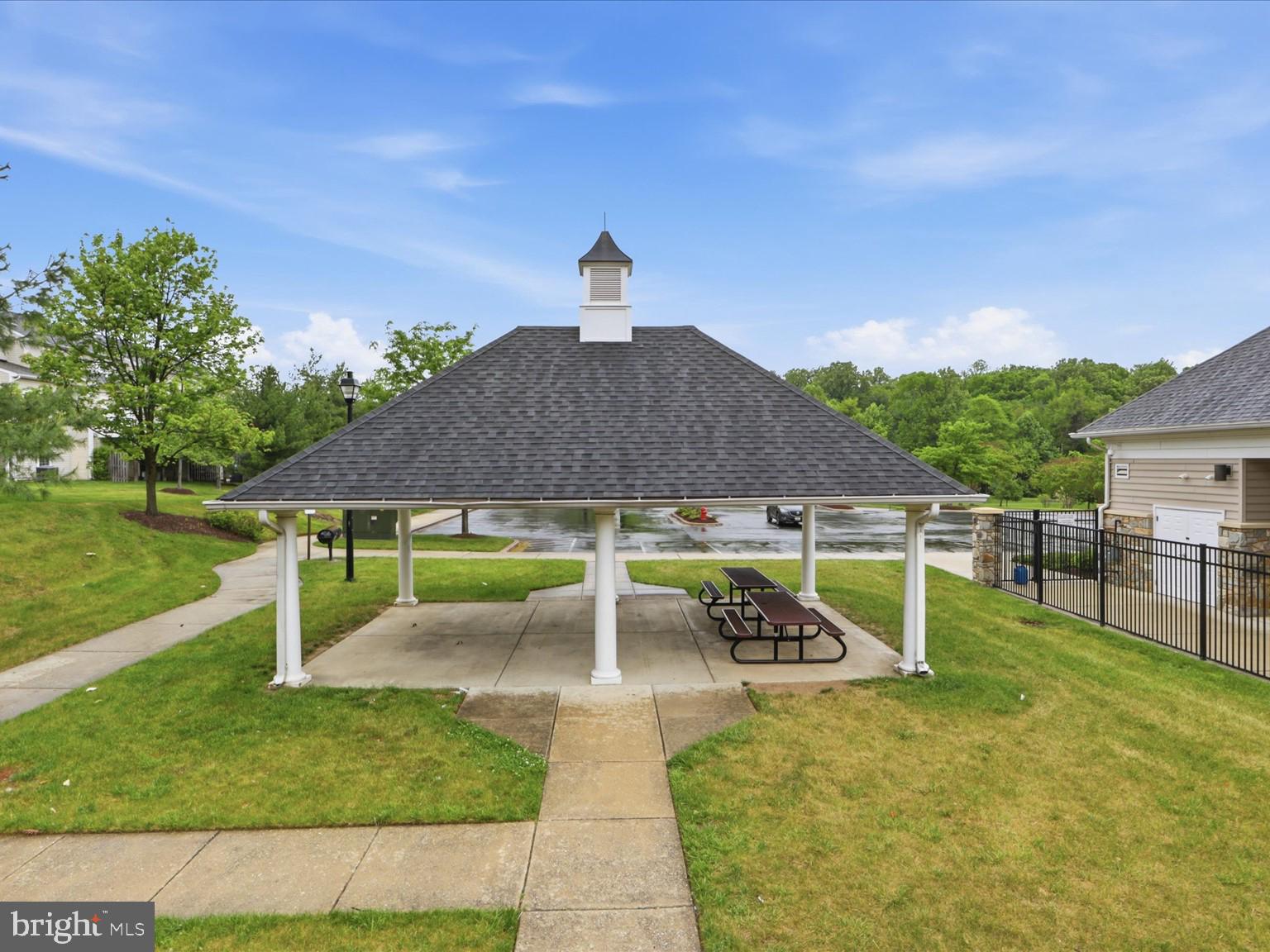 VILLAGES OF DORCHESTER - Residential