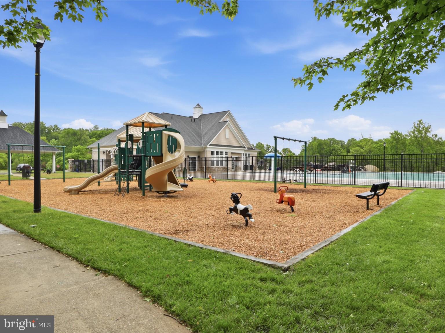 VILLAGES OF DORCHESTER - Residential