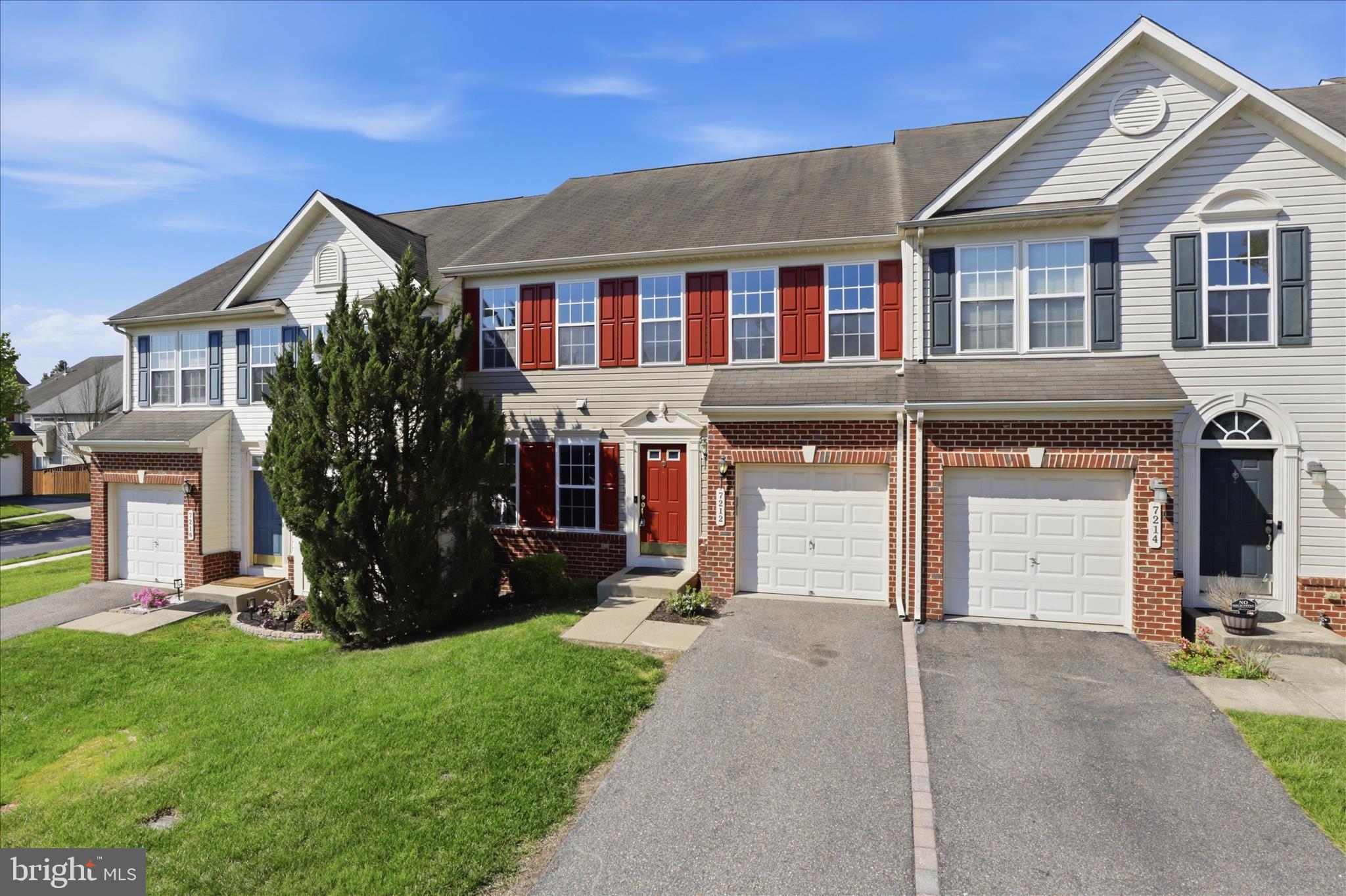 VILLAGES OF DORCHESTER - Residential