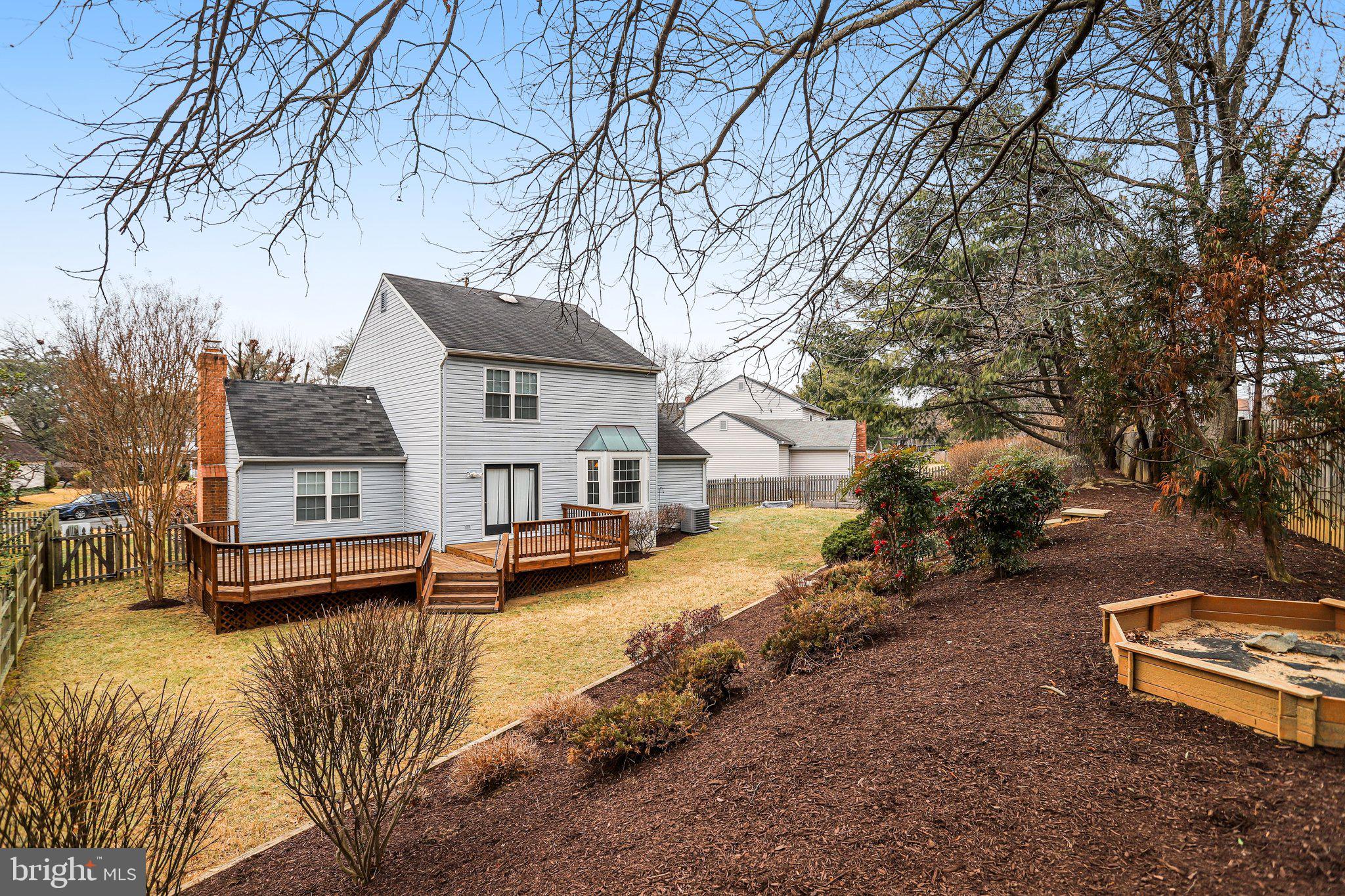 SILVER SPRING CNTRY CLUB - Residential