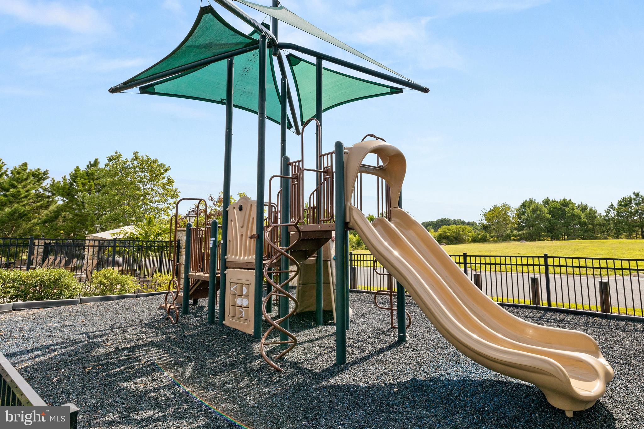 BAYSIDE - Residential