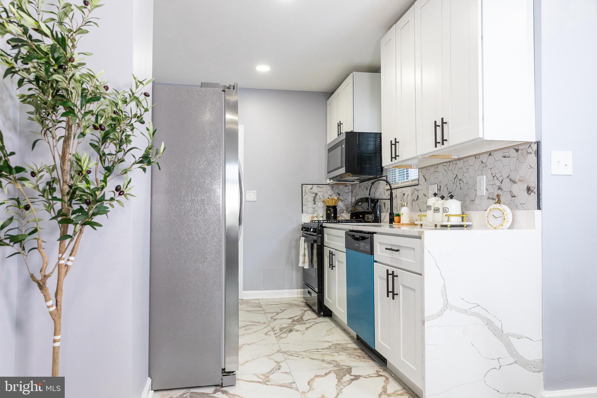 BROOKLYN - Residential