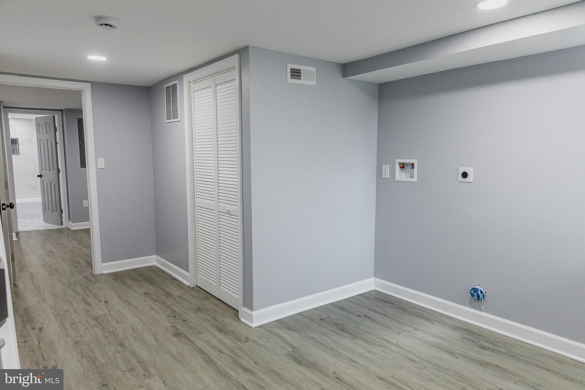 BROOKLYN - Residential