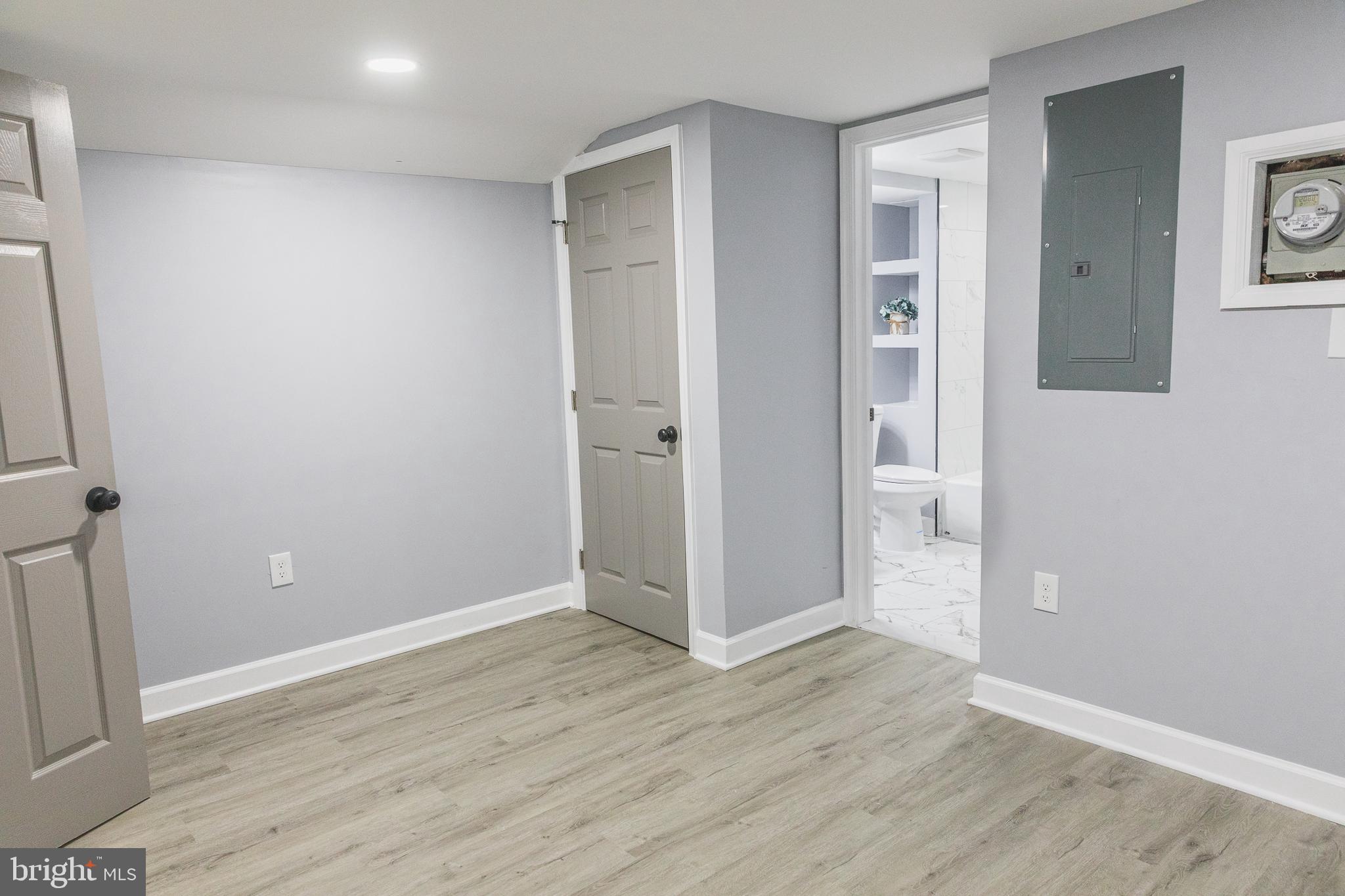 BROOKLYN - Residential