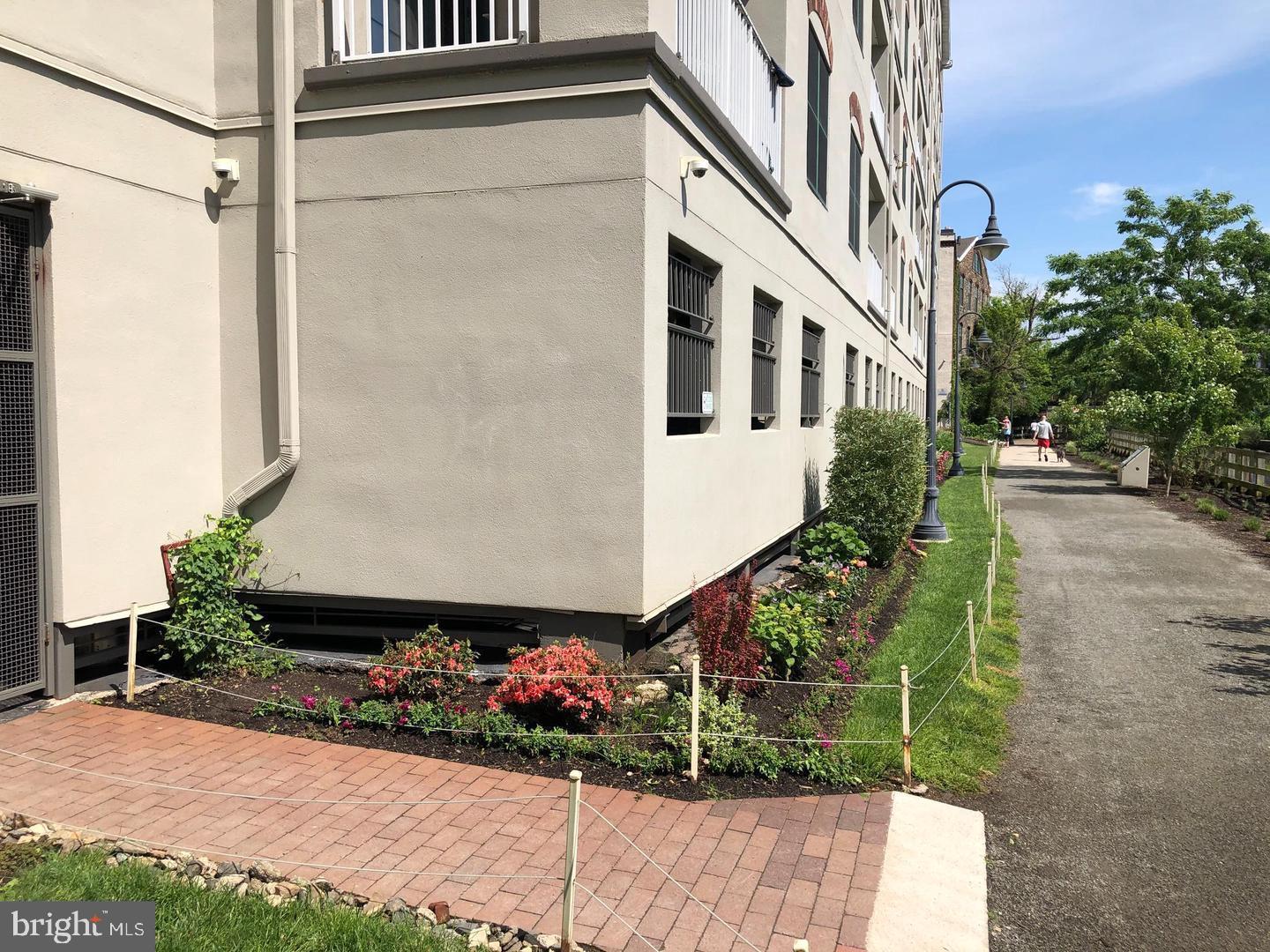 MANAYUNK - Residential Lease