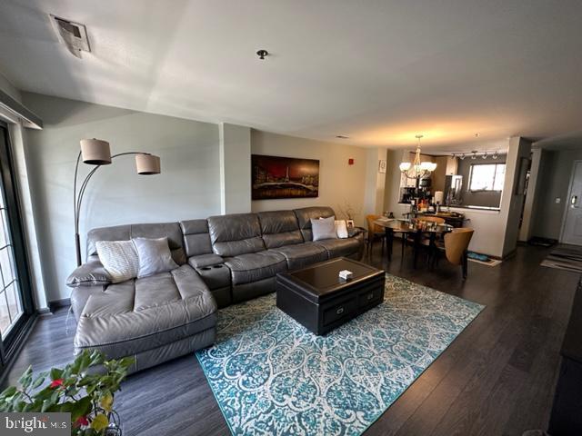 MANAYUNK - Residential Lease