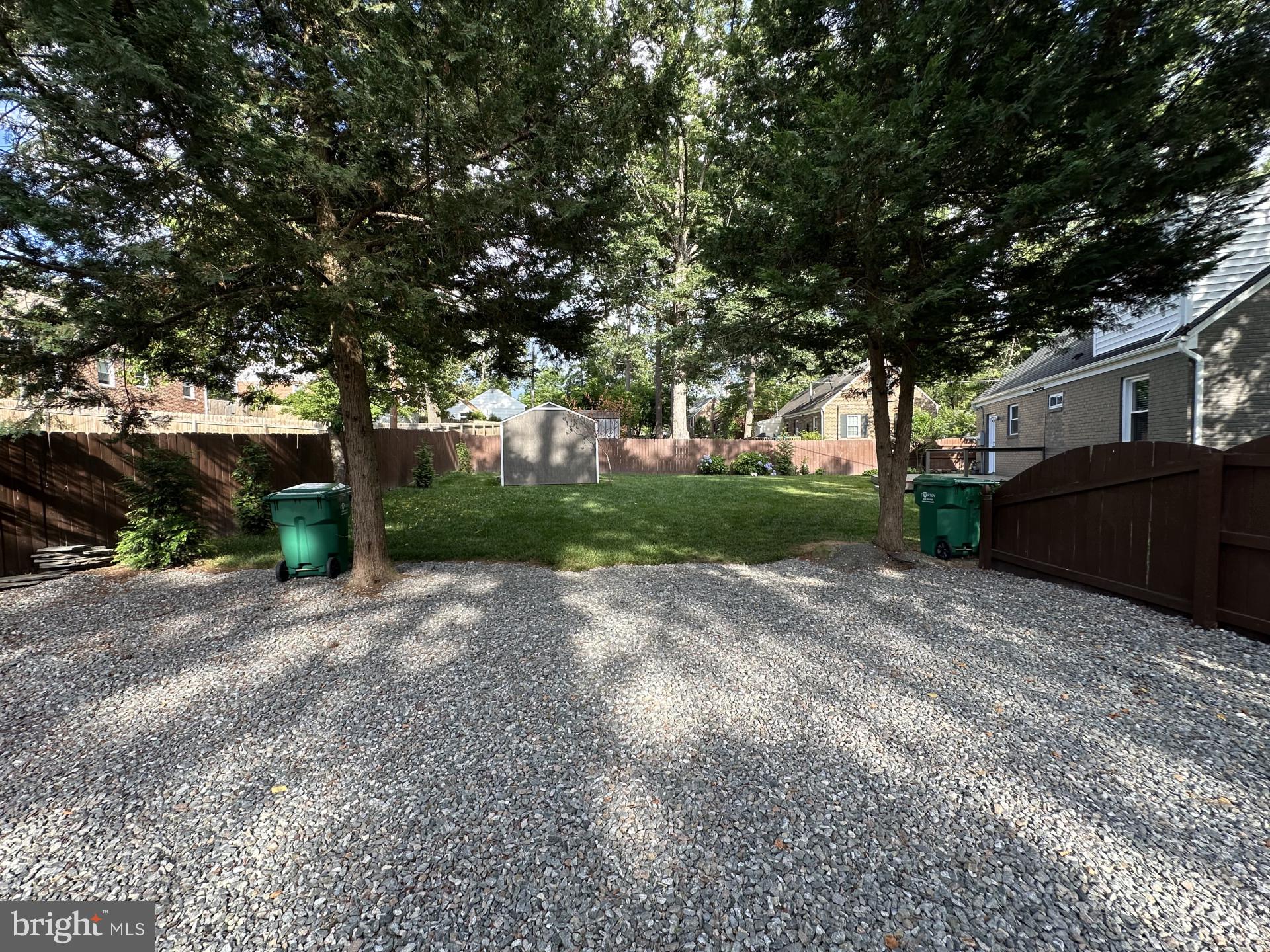 7406 PARKLINE DRIVE