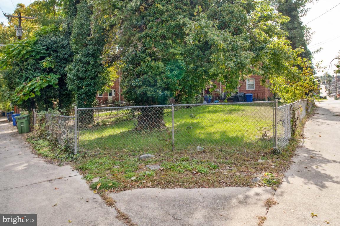 EDMONDSON VILLAGE - Residential