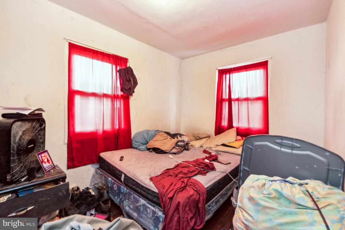 EDMONDSON VILLAGE - Residential