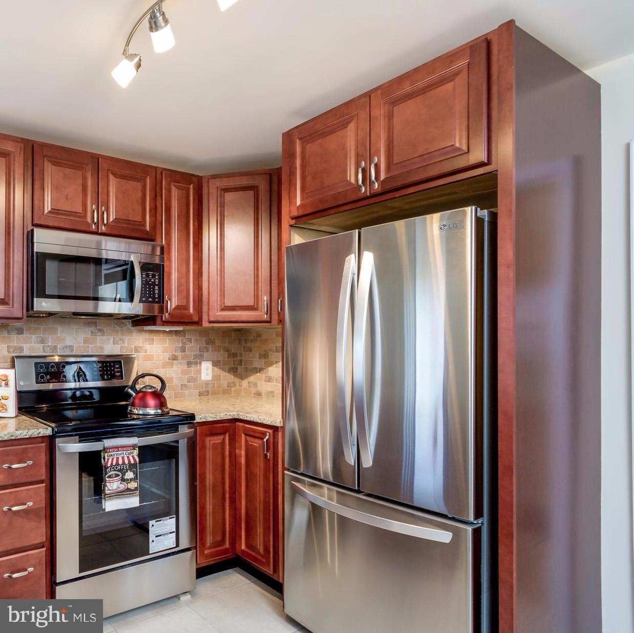 VICTORY VILLA - Residential