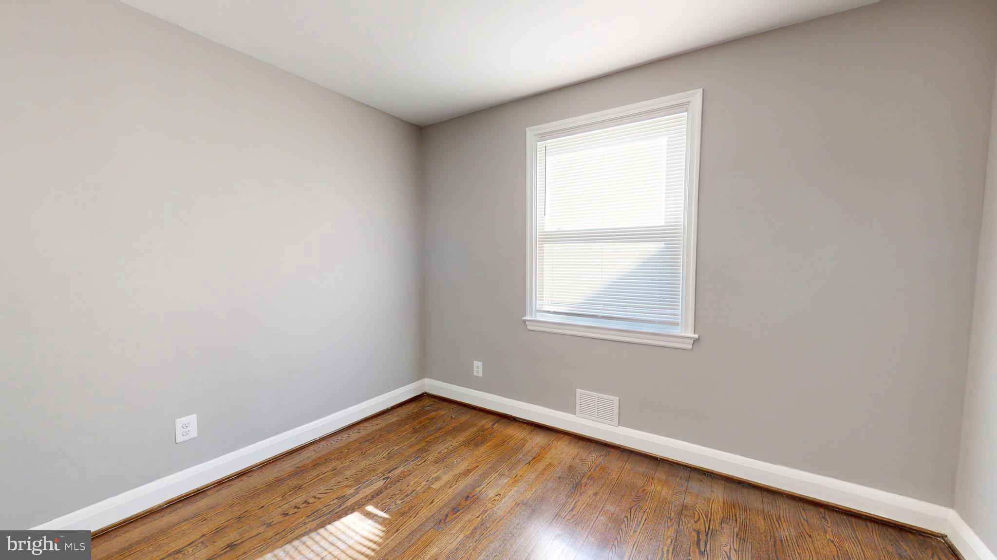 KENILWORTH PARK - Residential