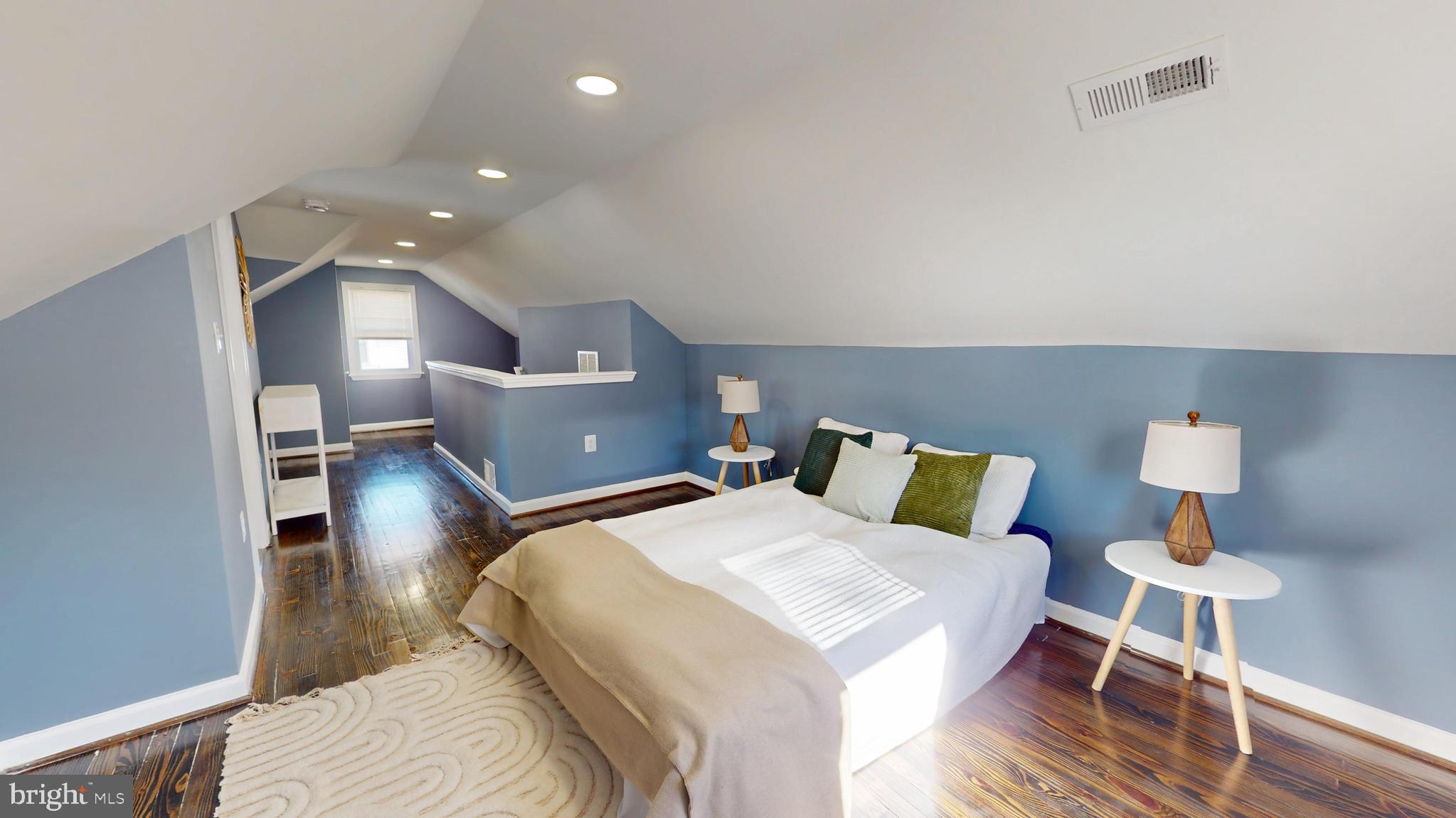 KENILWORTH PARK - Residential