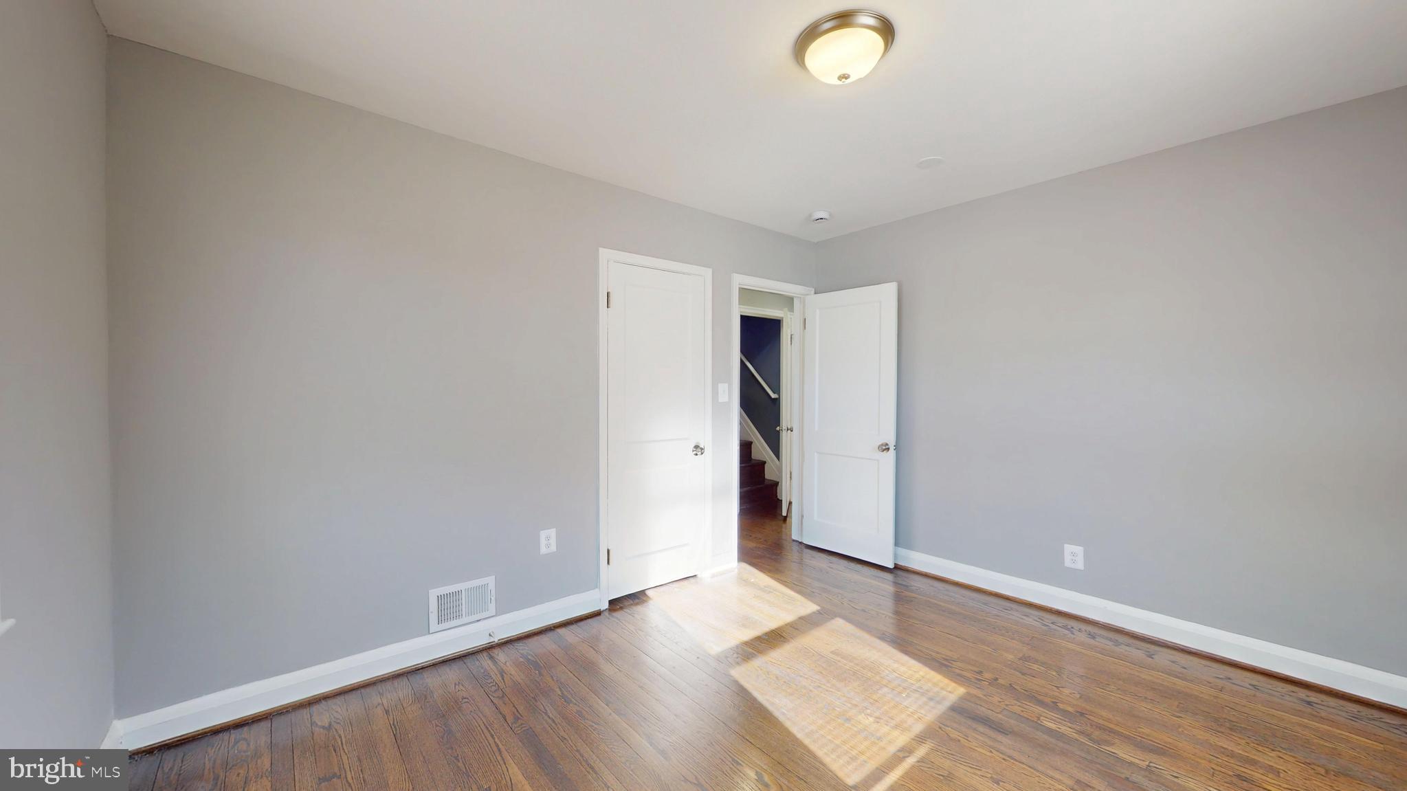 KENILWORTH PARK - Residential