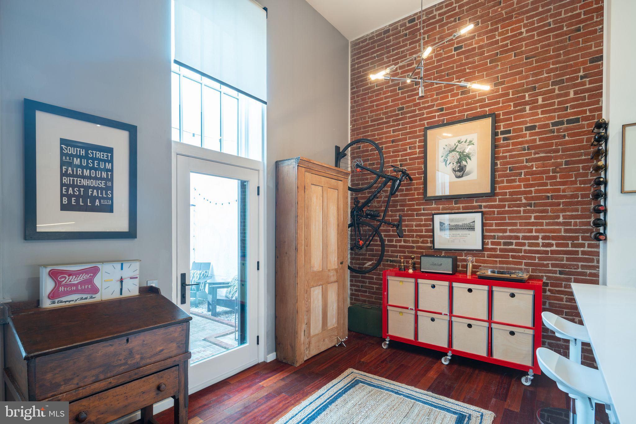 OLD CITY - Residential