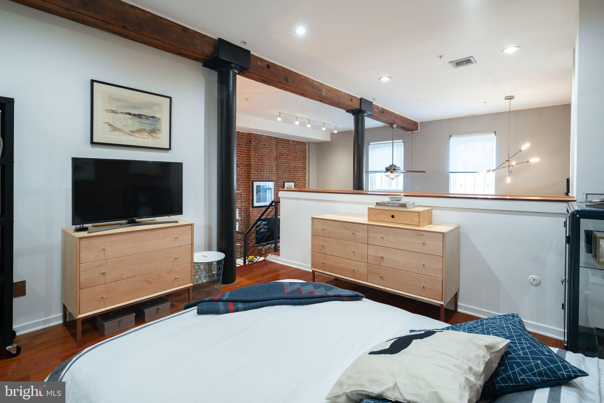 OLD CITY - Residential