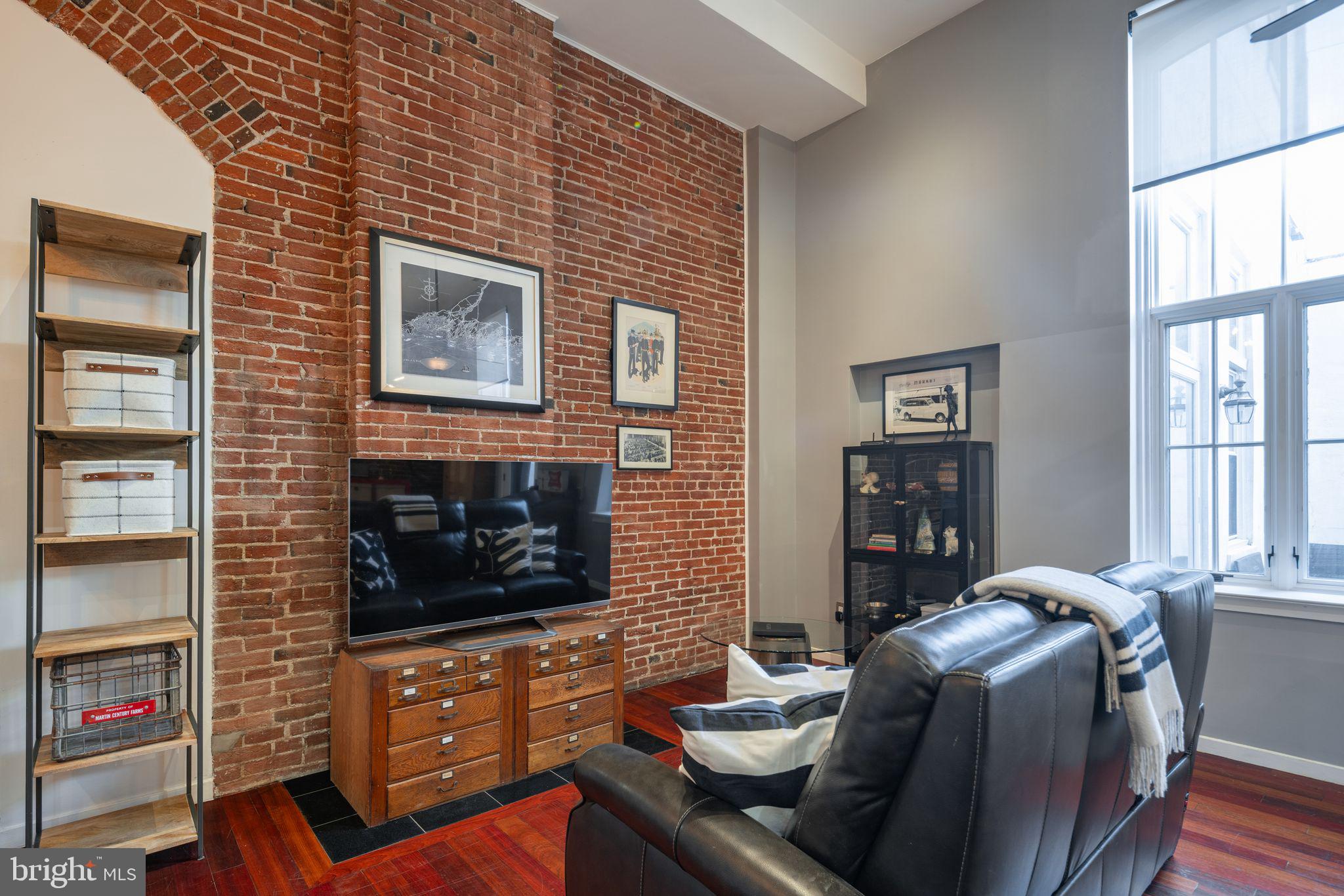 OLD CITY - Residential