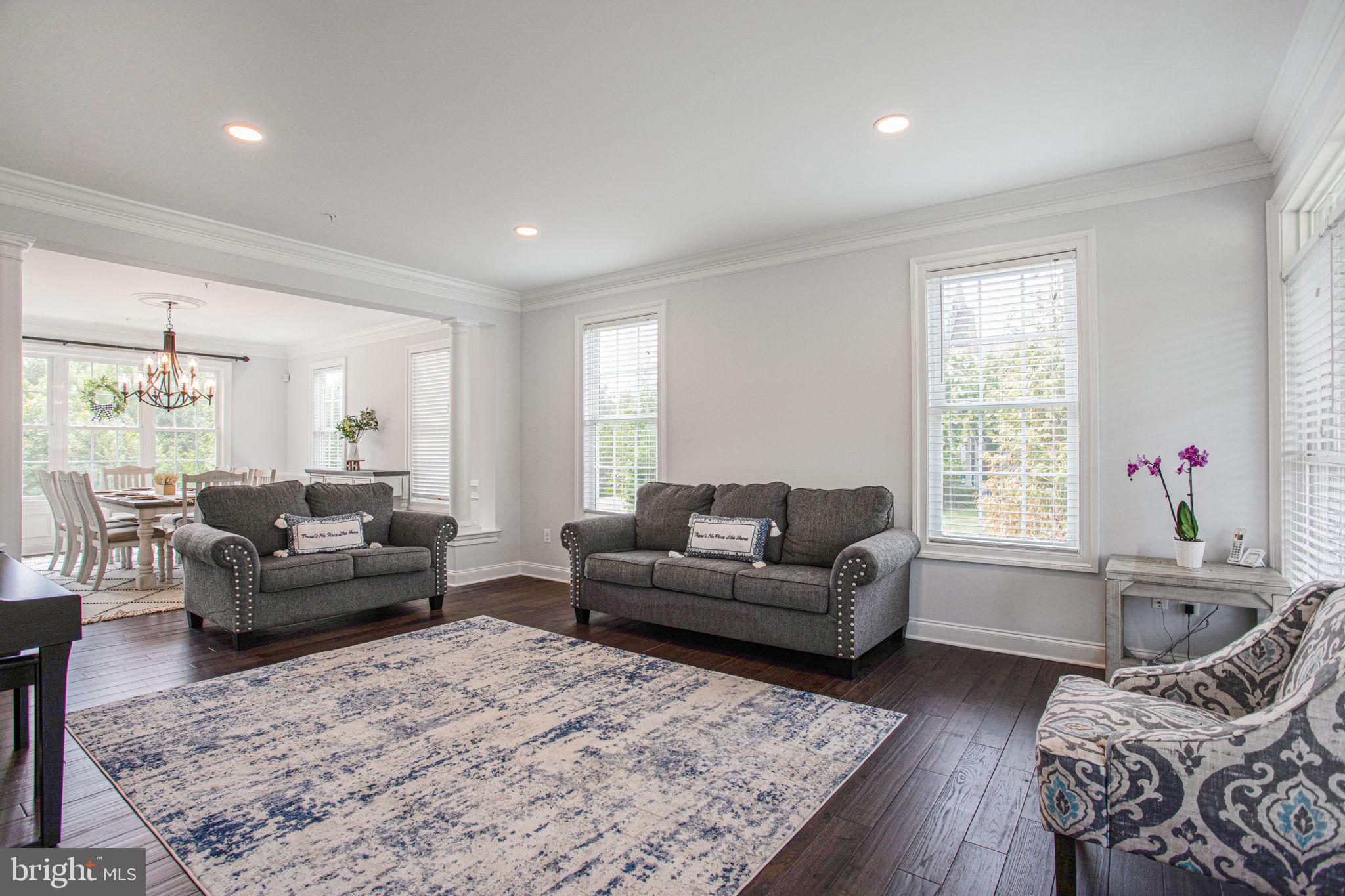 RIVERWOOD - Residential