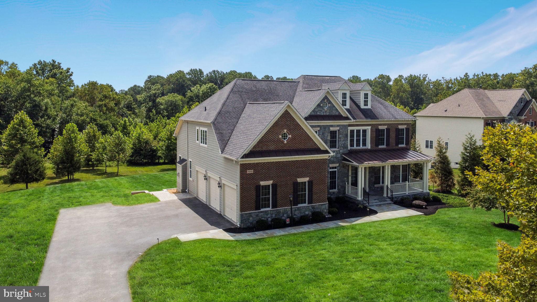 RIVERWOOD - Residential