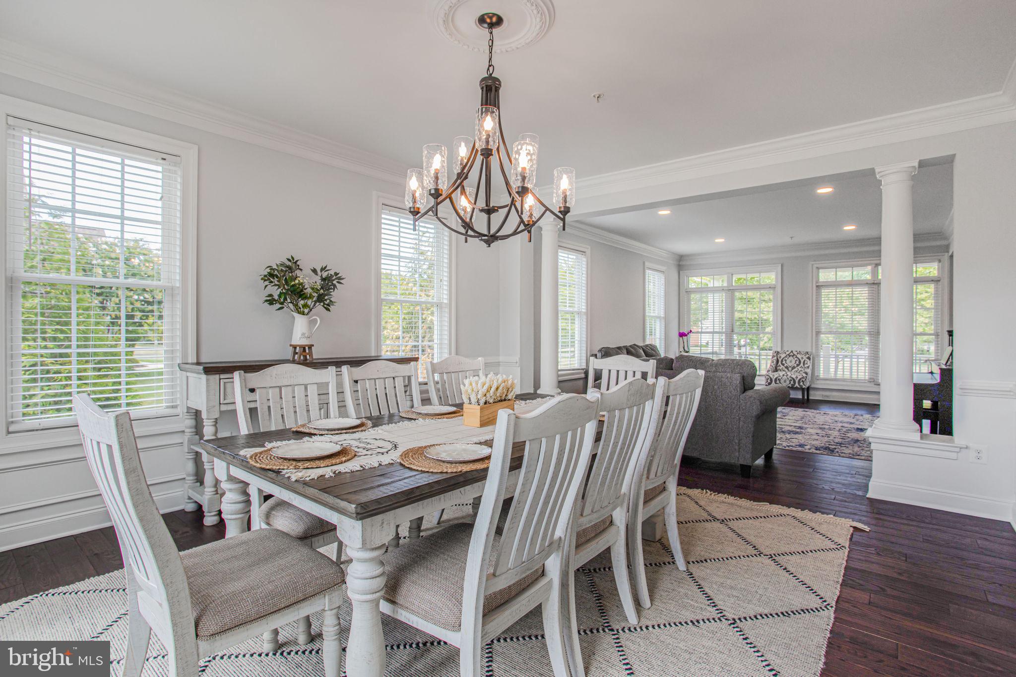 RIVERWOOD - Residential