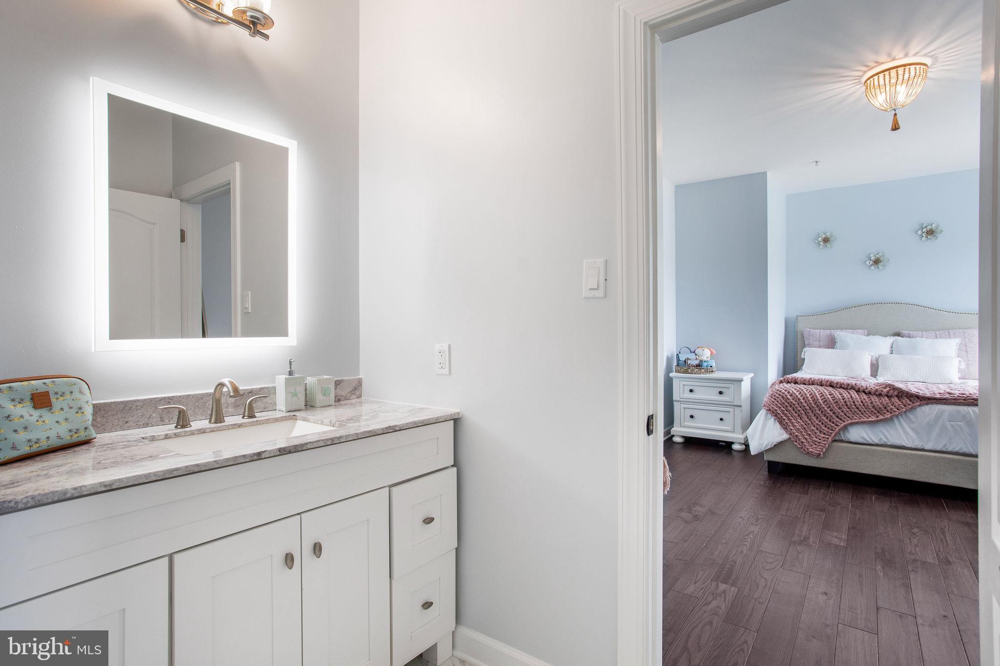 RIVERWOOD - Residential