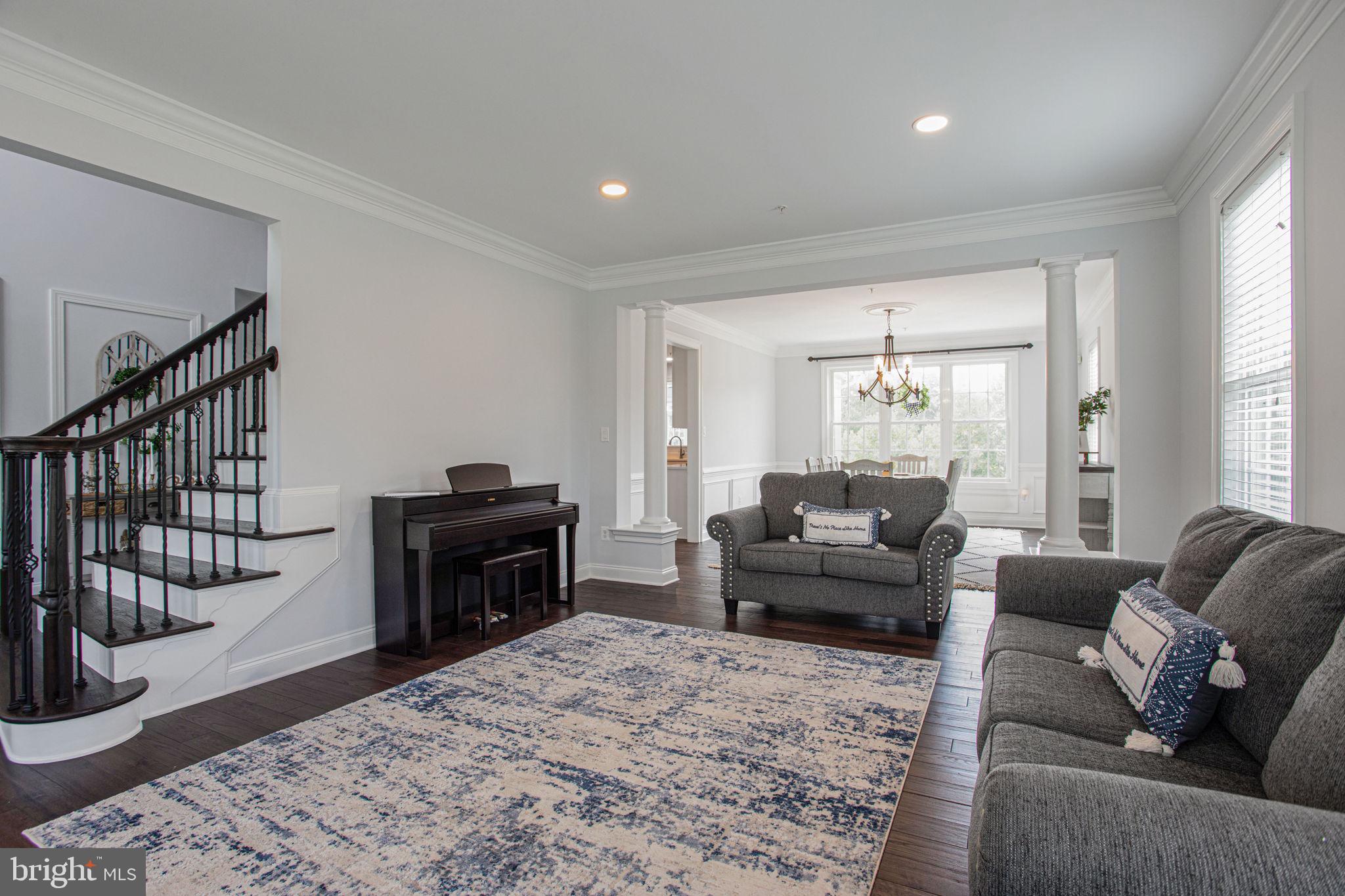 RIVERWOOD - Residential