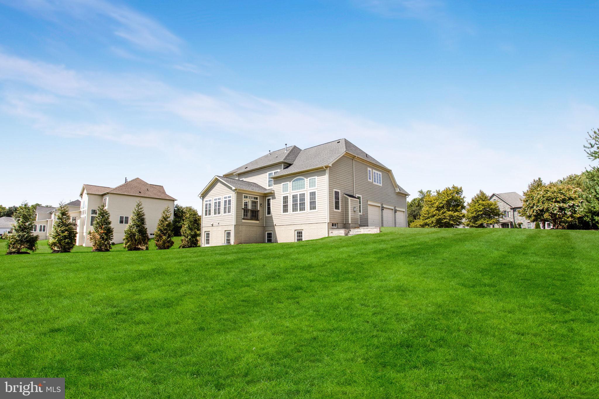 RIVERWOOD - Residential