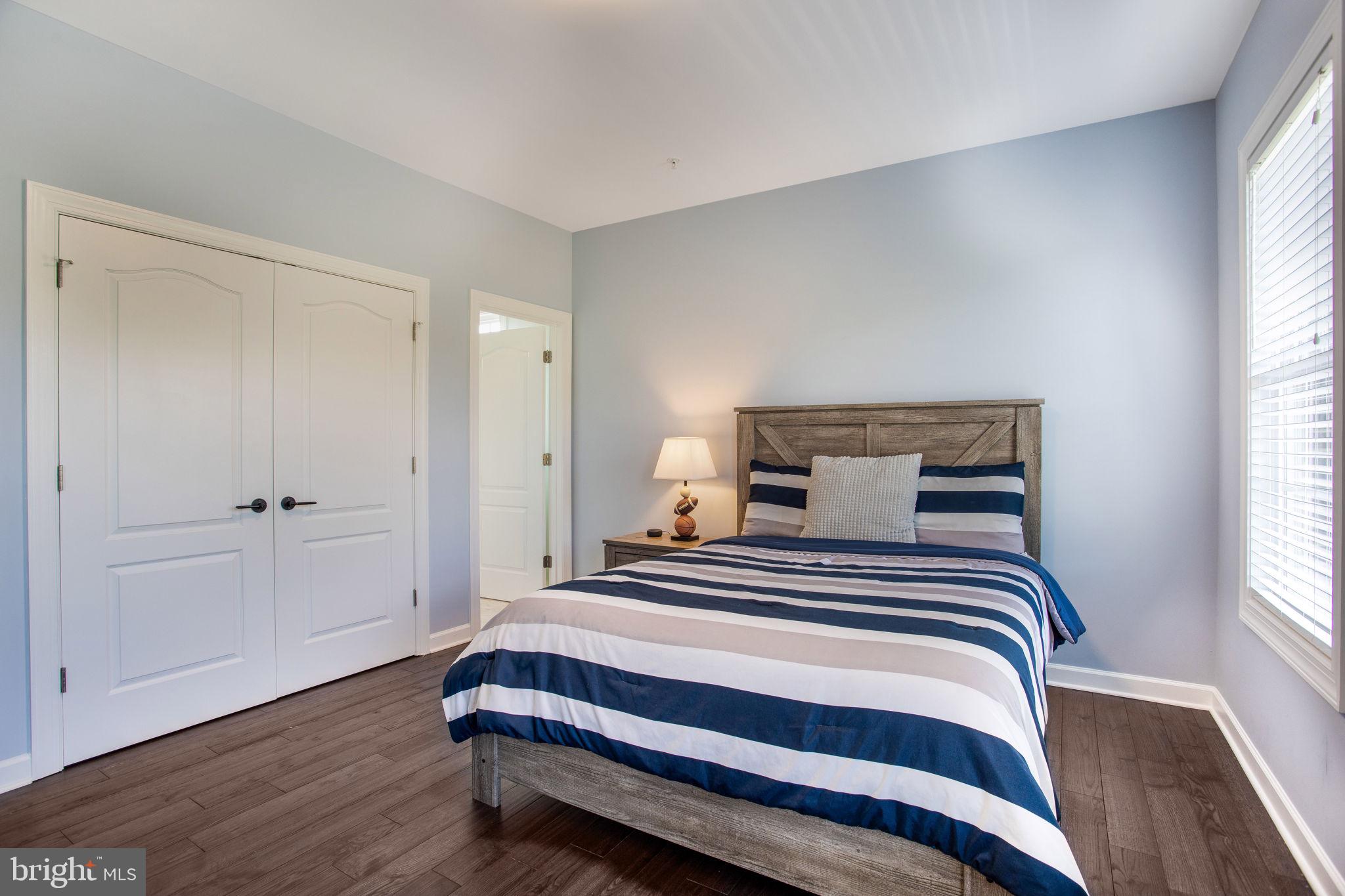 RIVERWOOD - Residential