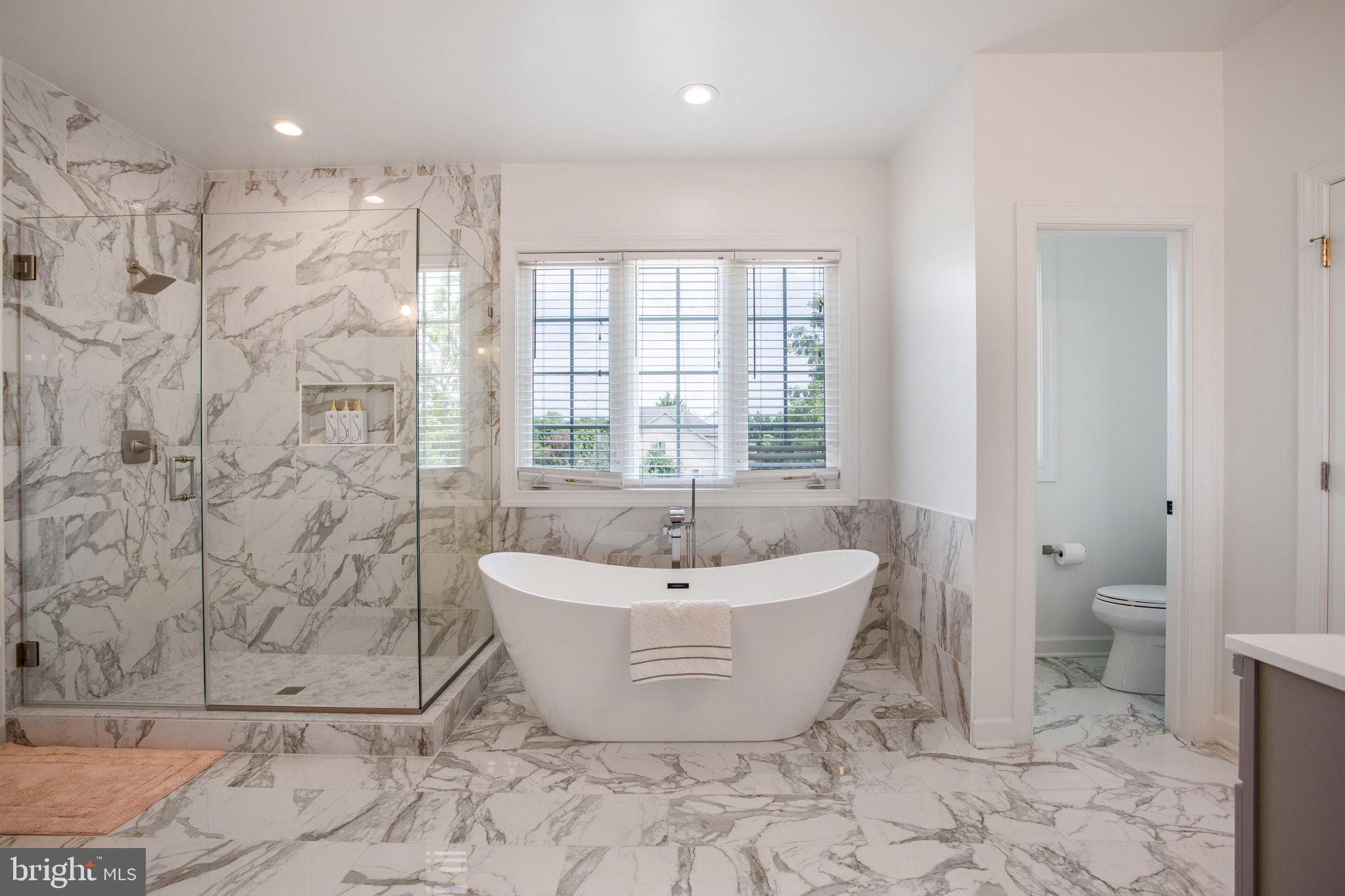 RIVERWOOD - Residential