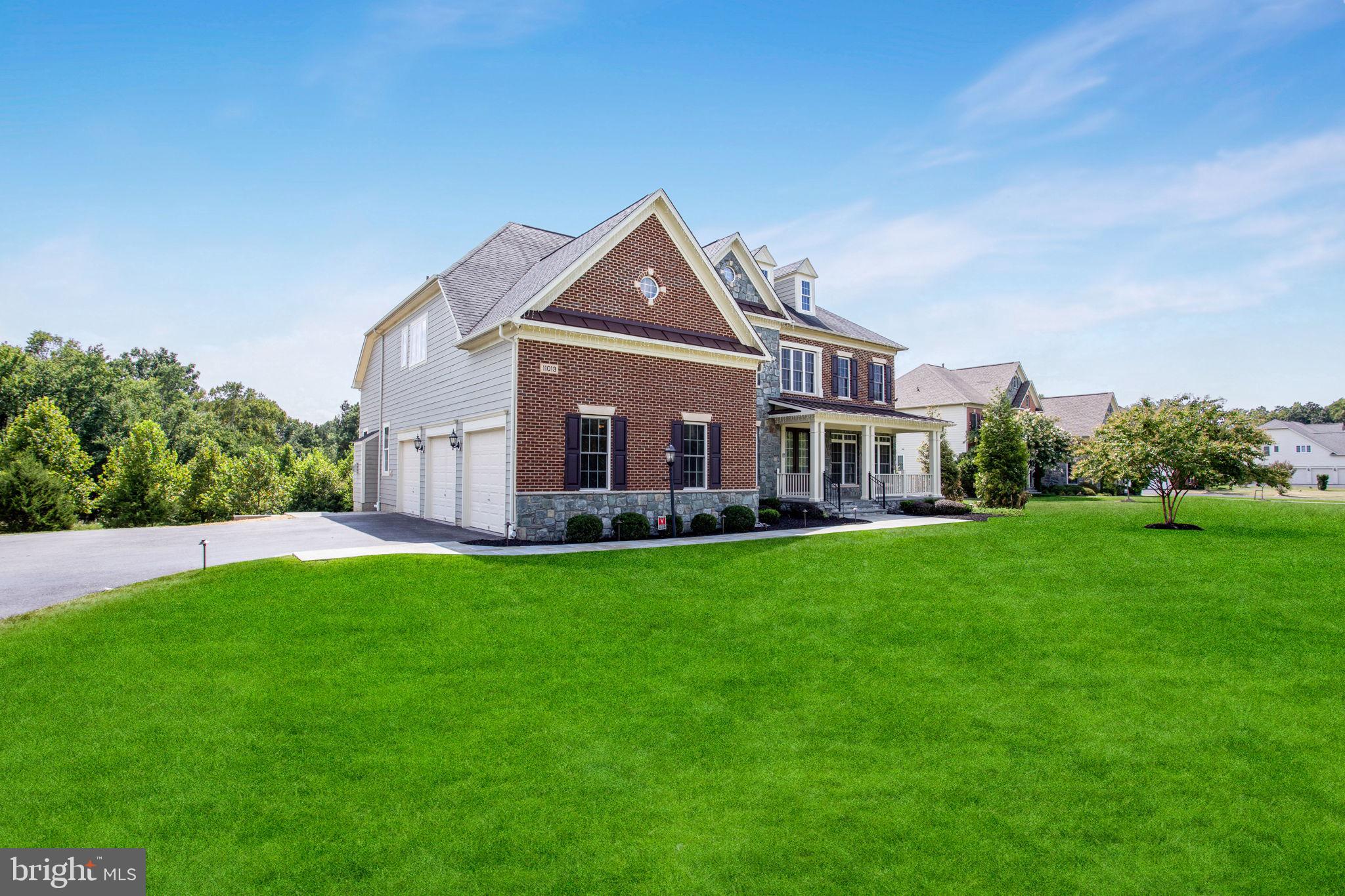 RIVERWOOD - Residential