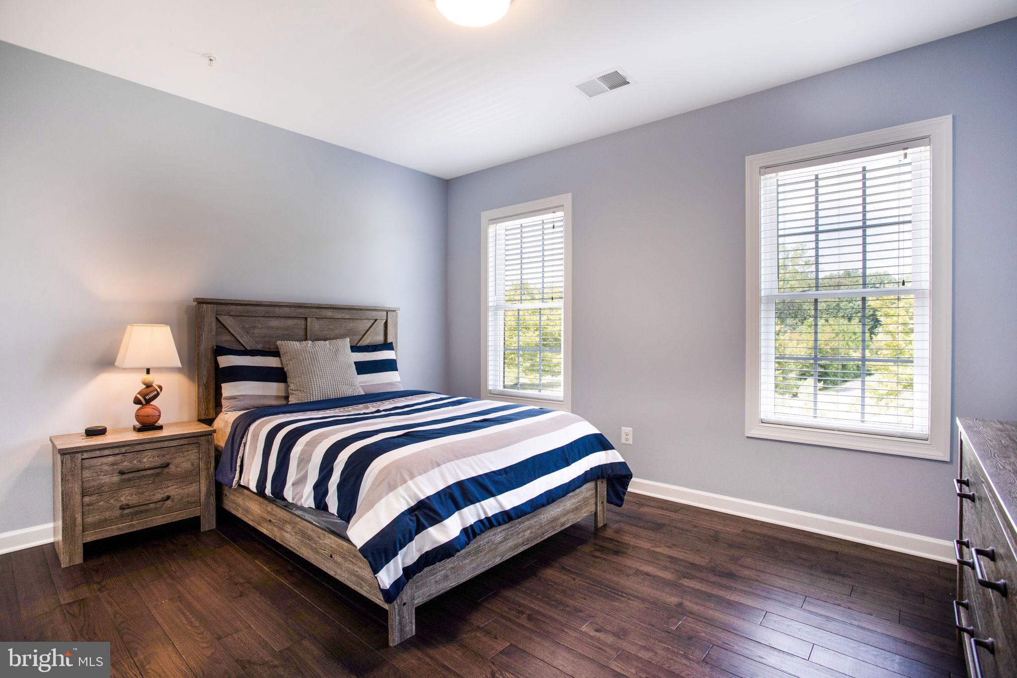 RIVERWOOD - Residential