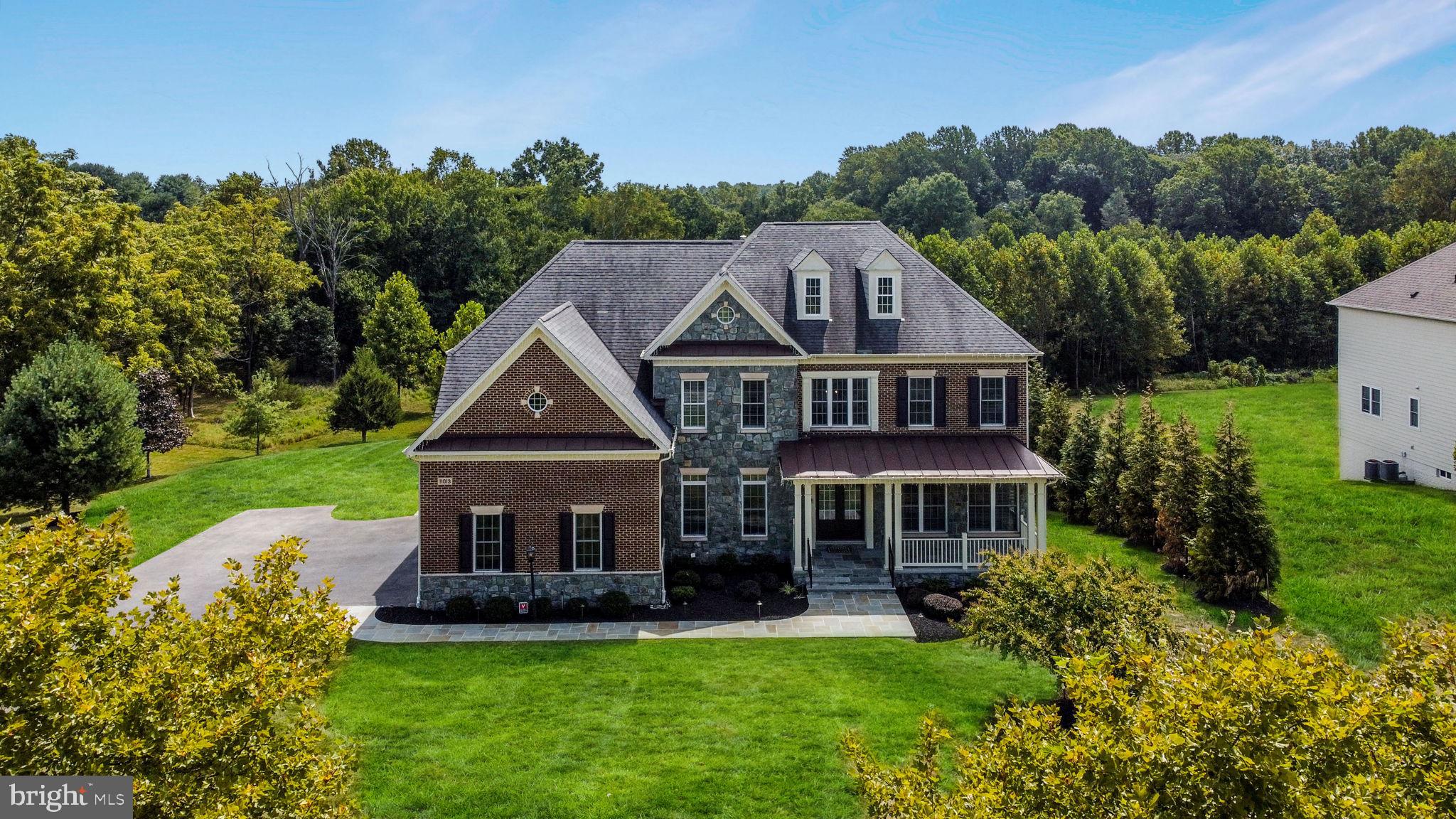 RIVERWOOD - Residential