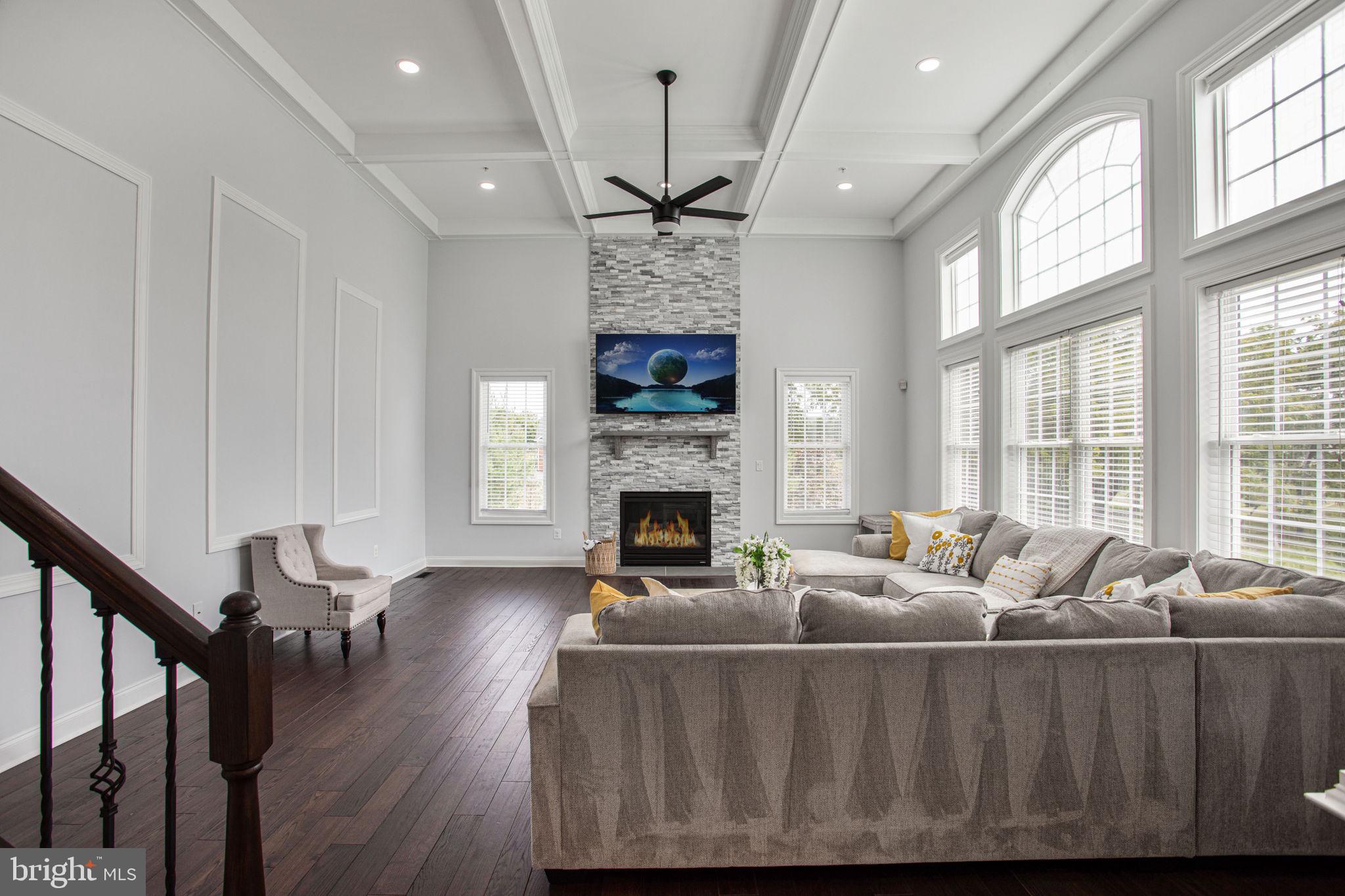 RIVERWOOD - Residential