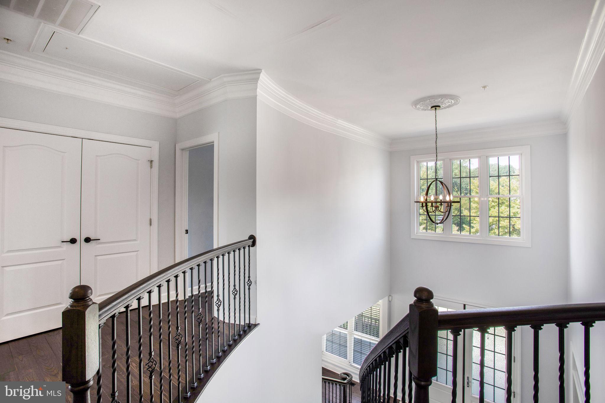 RIVERWOOD - Residential