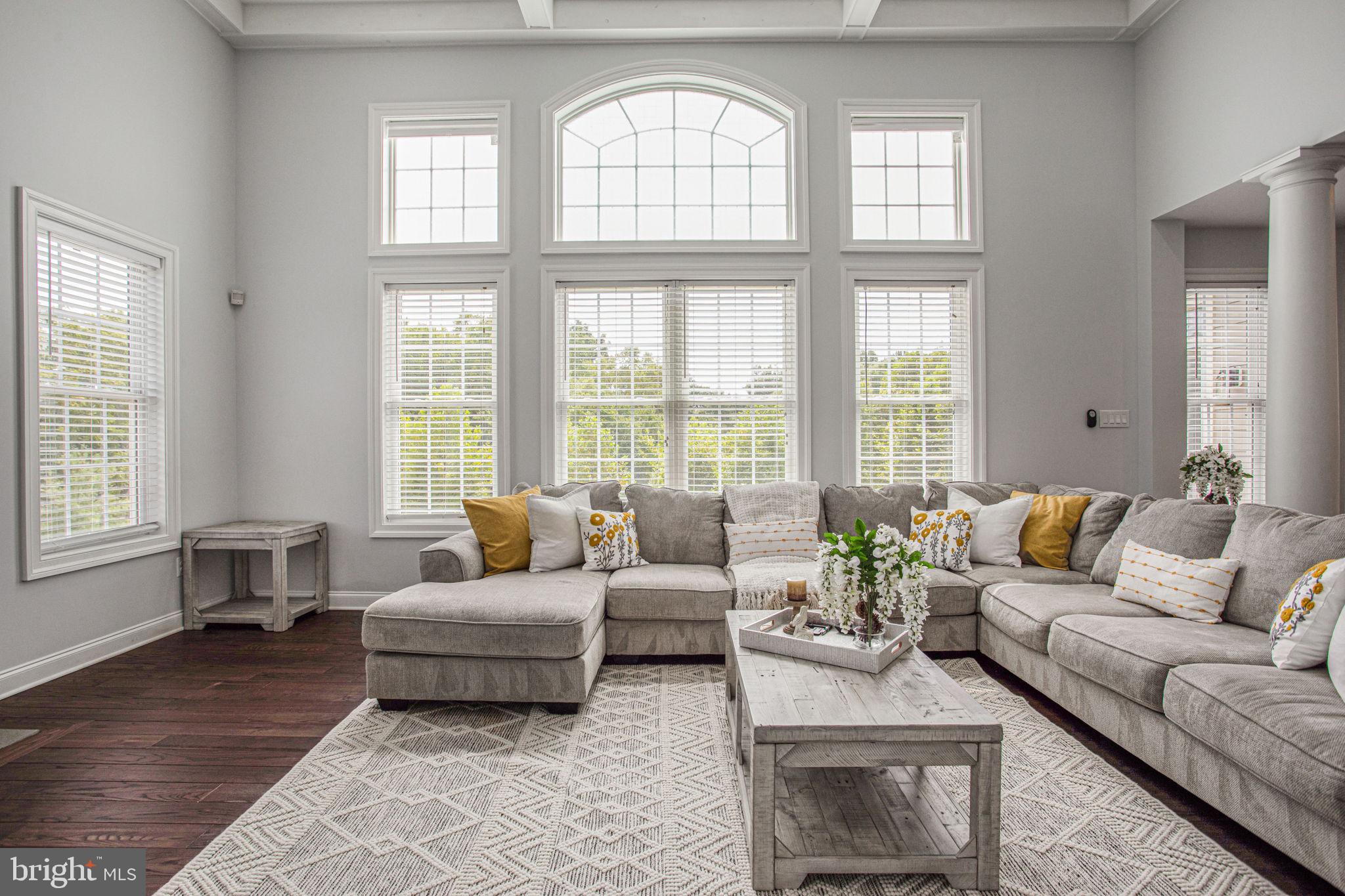 RIVERWOOD - Residential