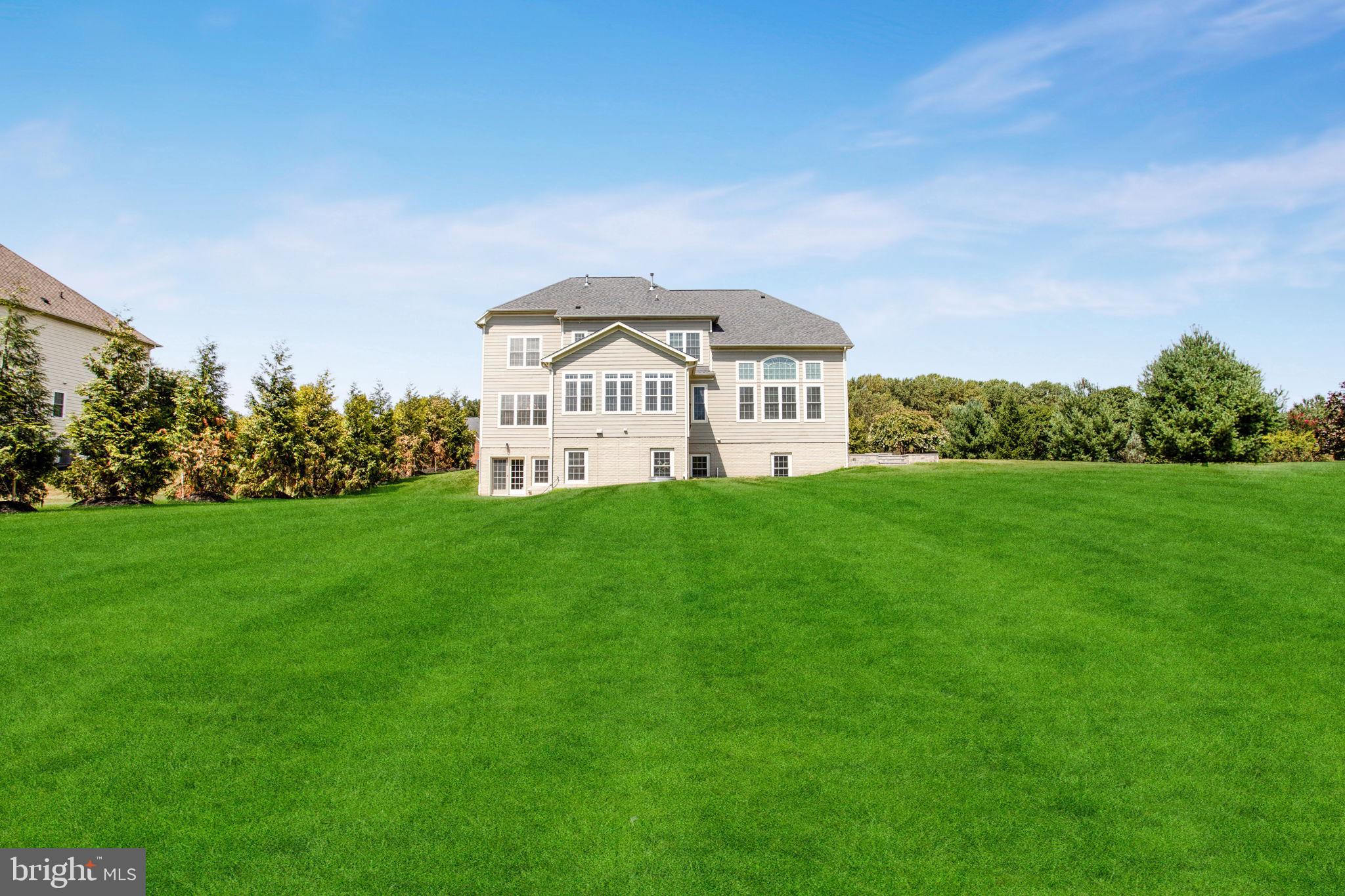 RIVERWOOD - Residential