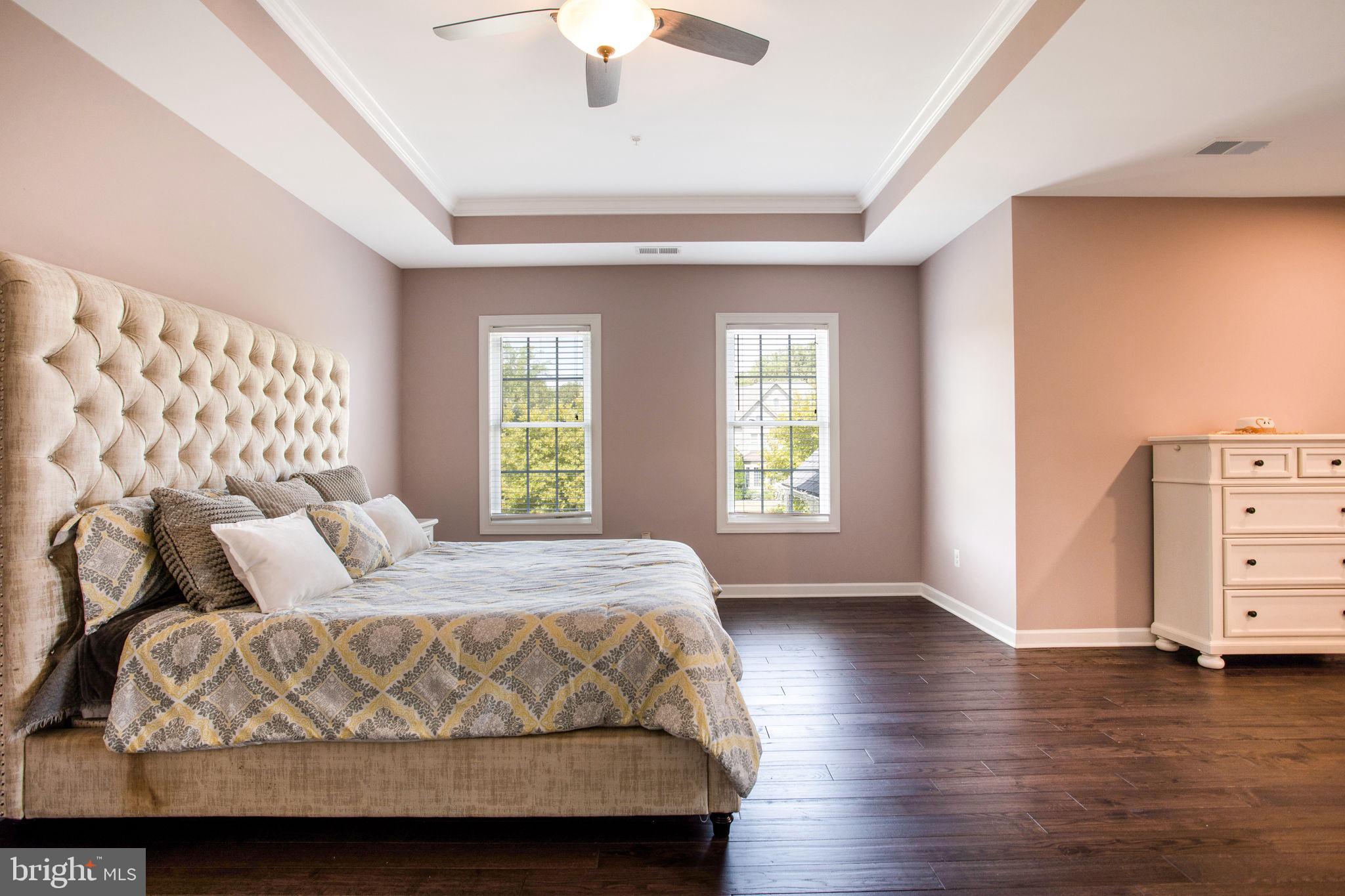 RIVERWOOD - Residential