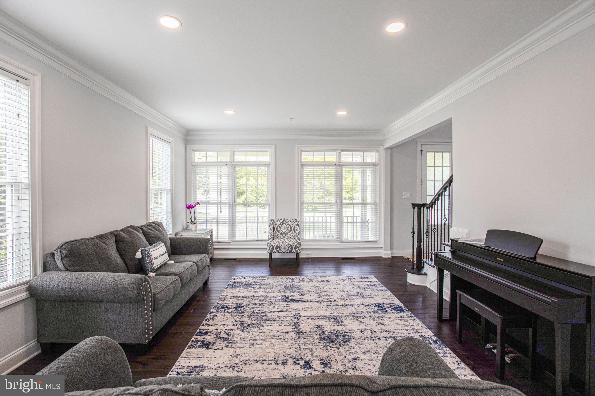 RIVERWOOD - Residential