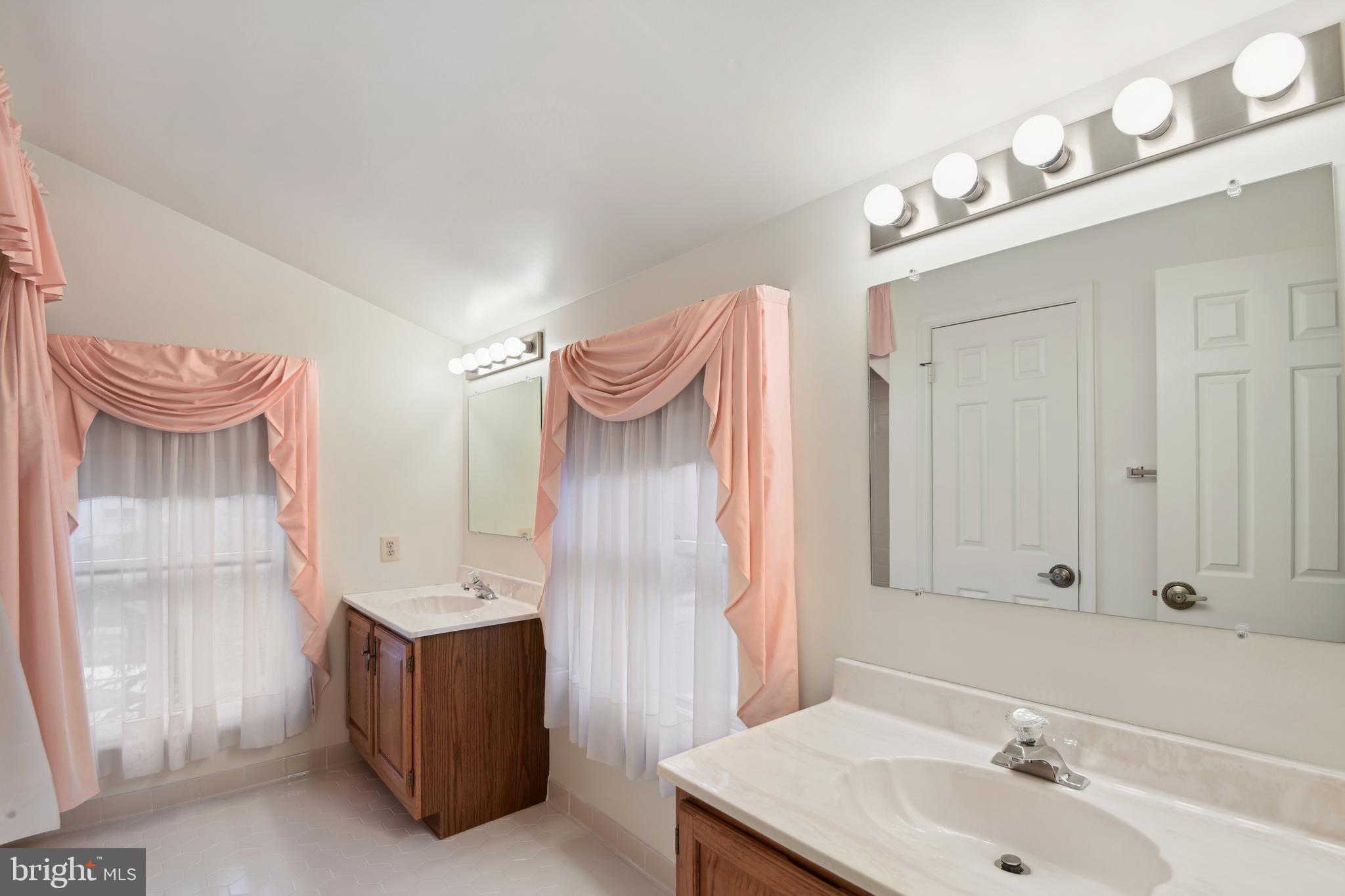 HERITAGE HARBOUR - Residential