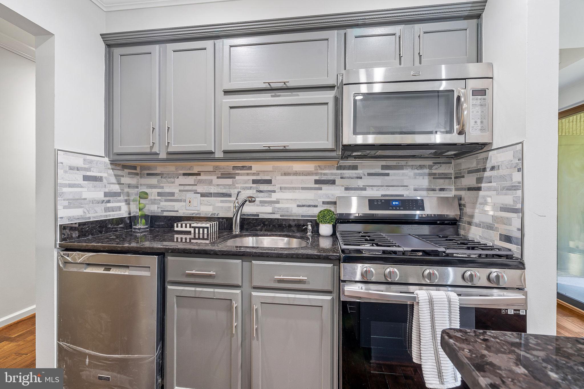 JEFFERS HILL - Residential